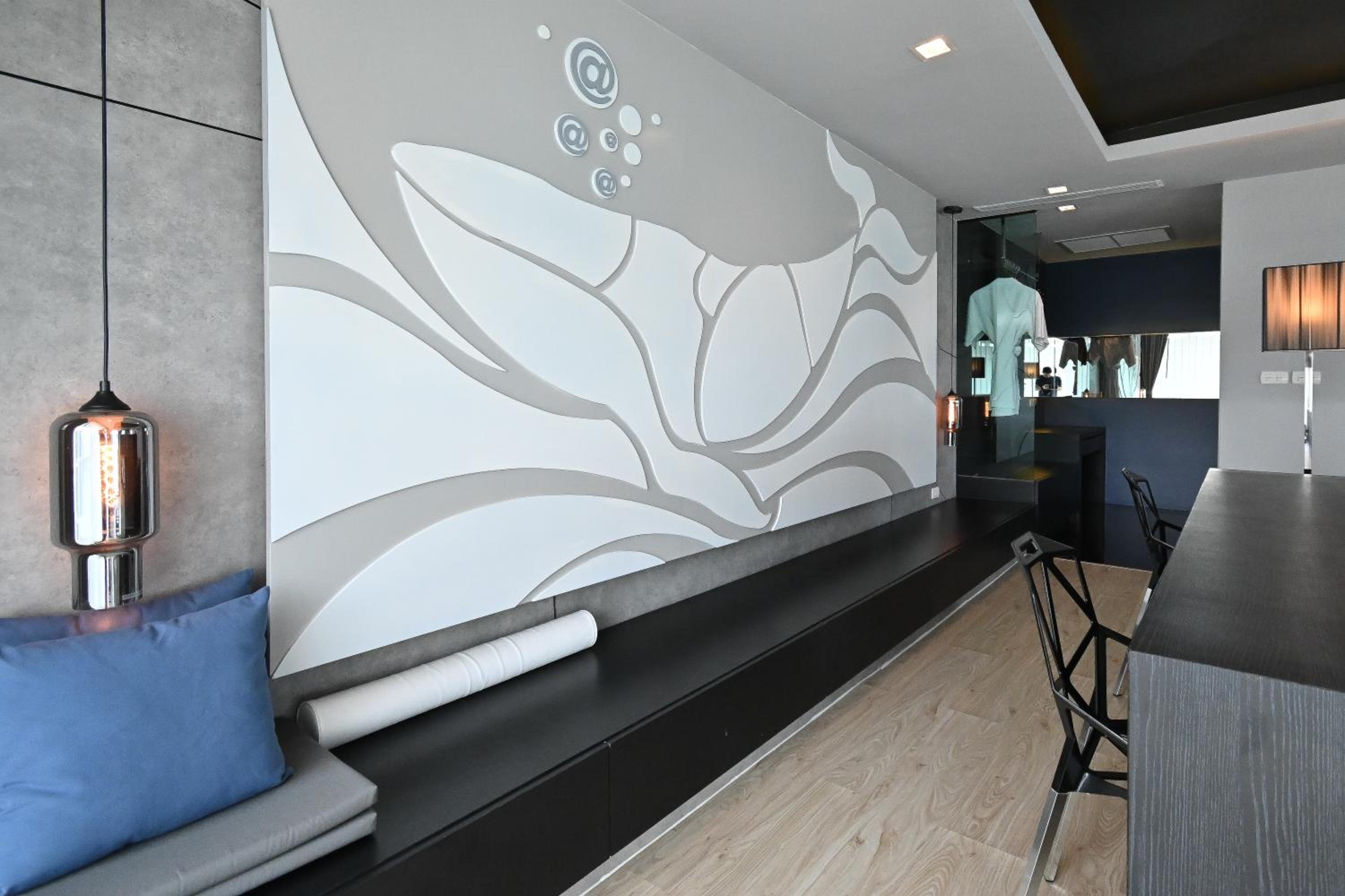Suite with Sea View - Photo 6