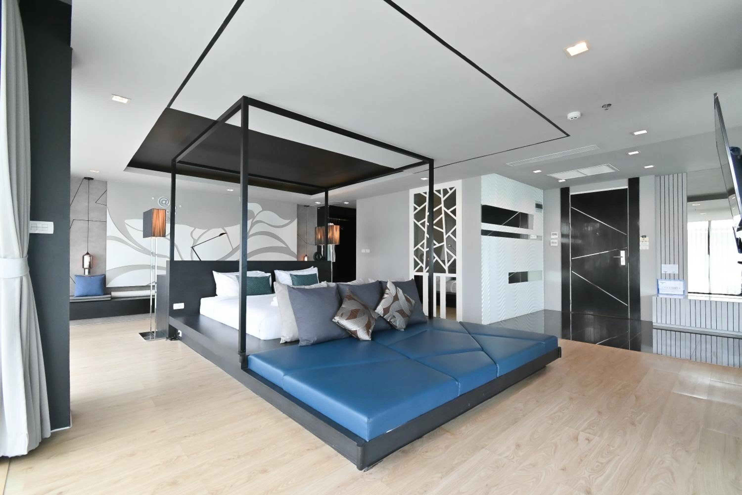 Suite with Sea View - Photo 15