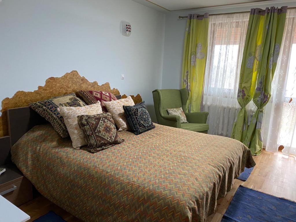 Two-Bedroom Apartment - Photo 24