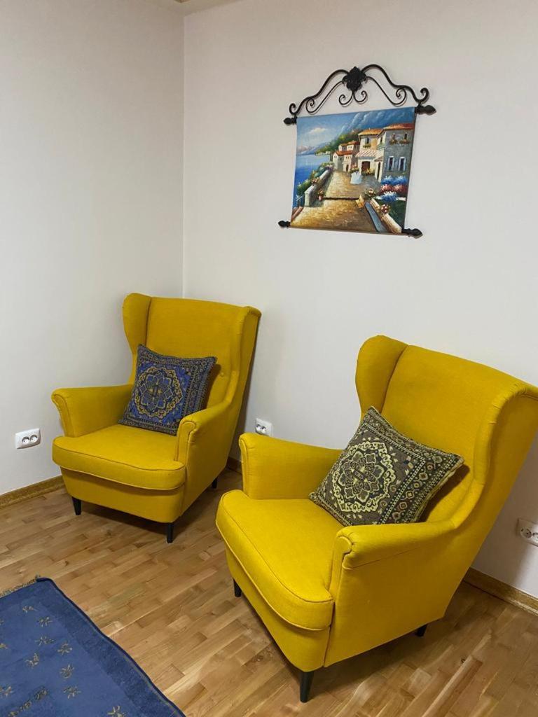 Two-Bedroom Apartment - Photo 7