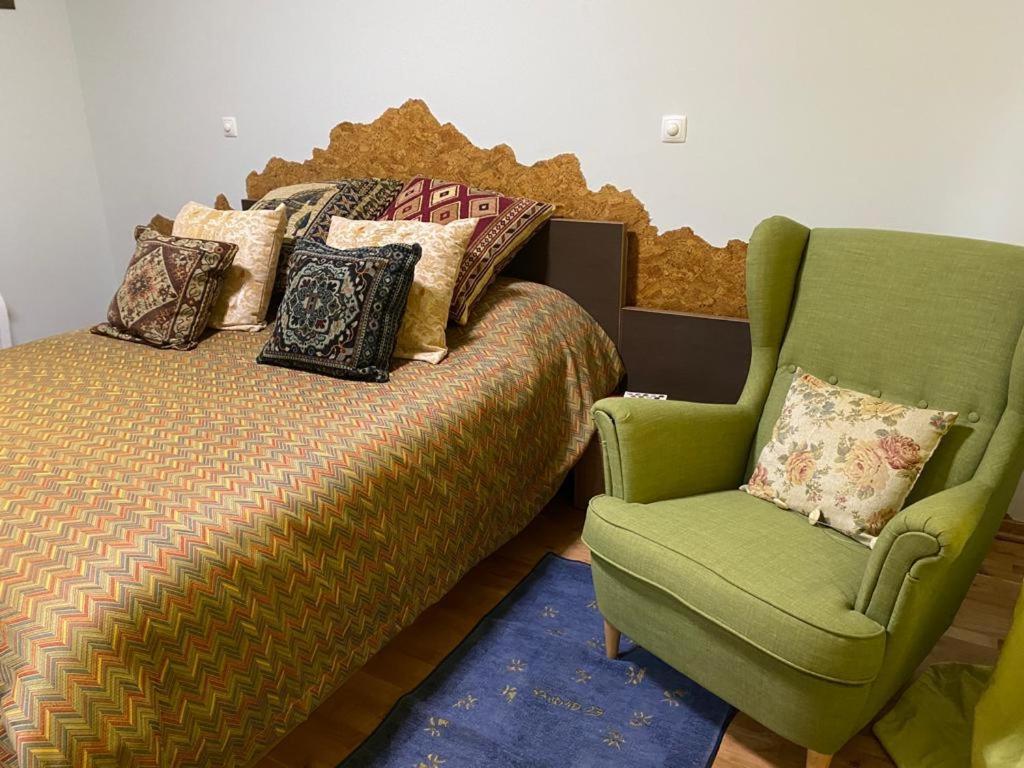 Two-Bedroom Apartment - Photo 14