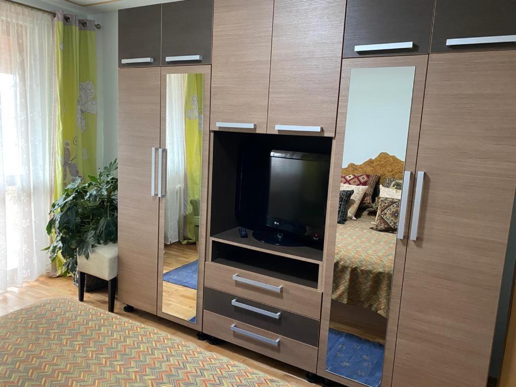 Two-Bedroom Apartment - Photo 20
