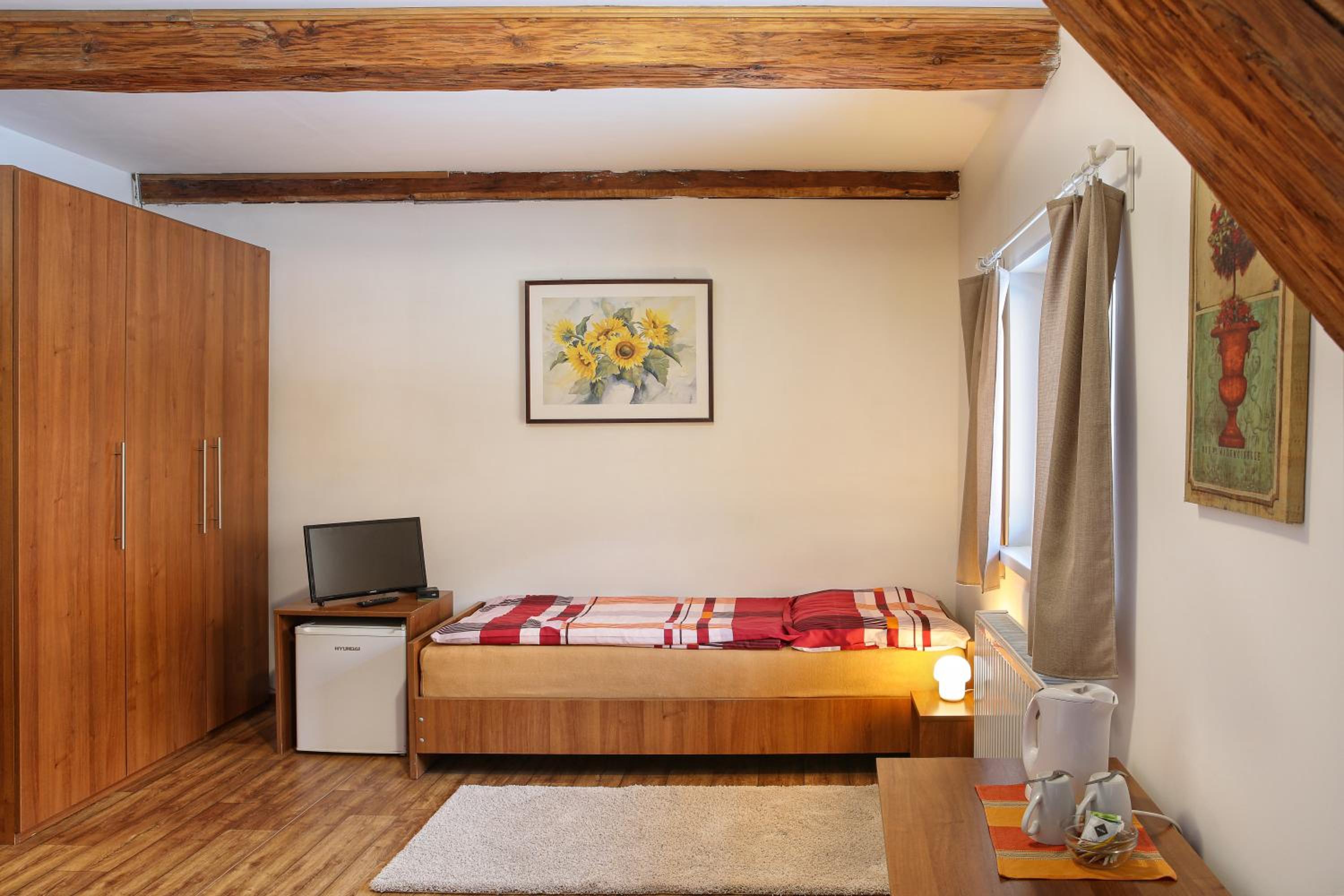 Quadruple Room With Bathroom photo 3
