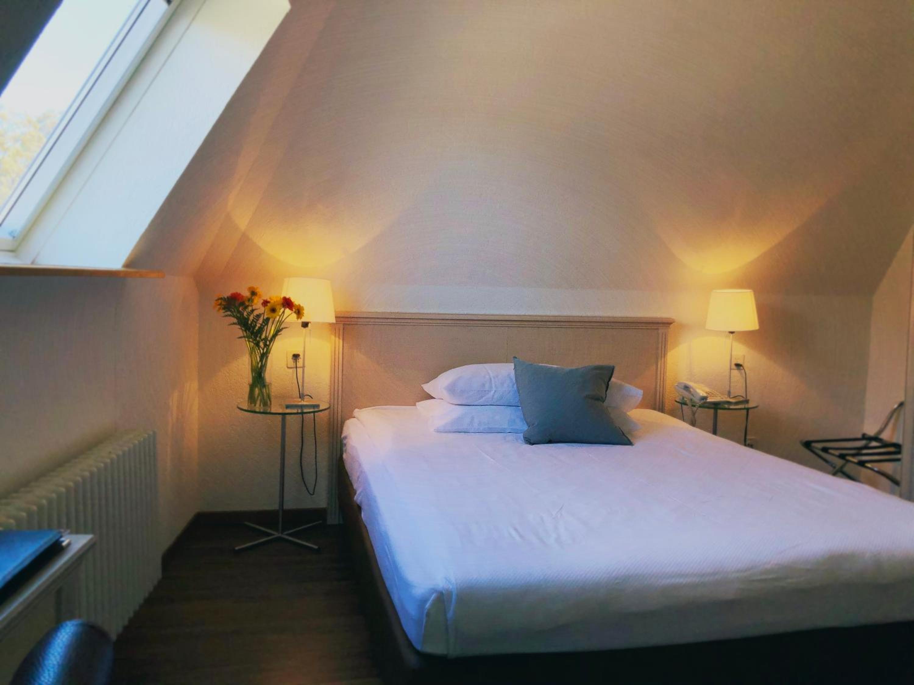 Double or Twin Room photo 2