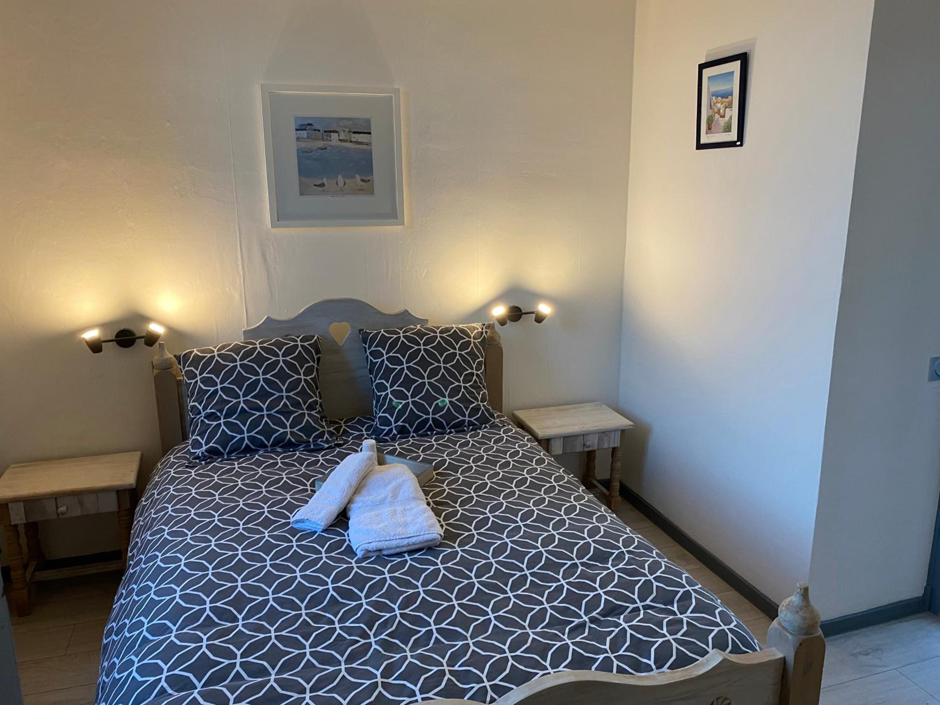 Double Room with Private Bathroom photo 3