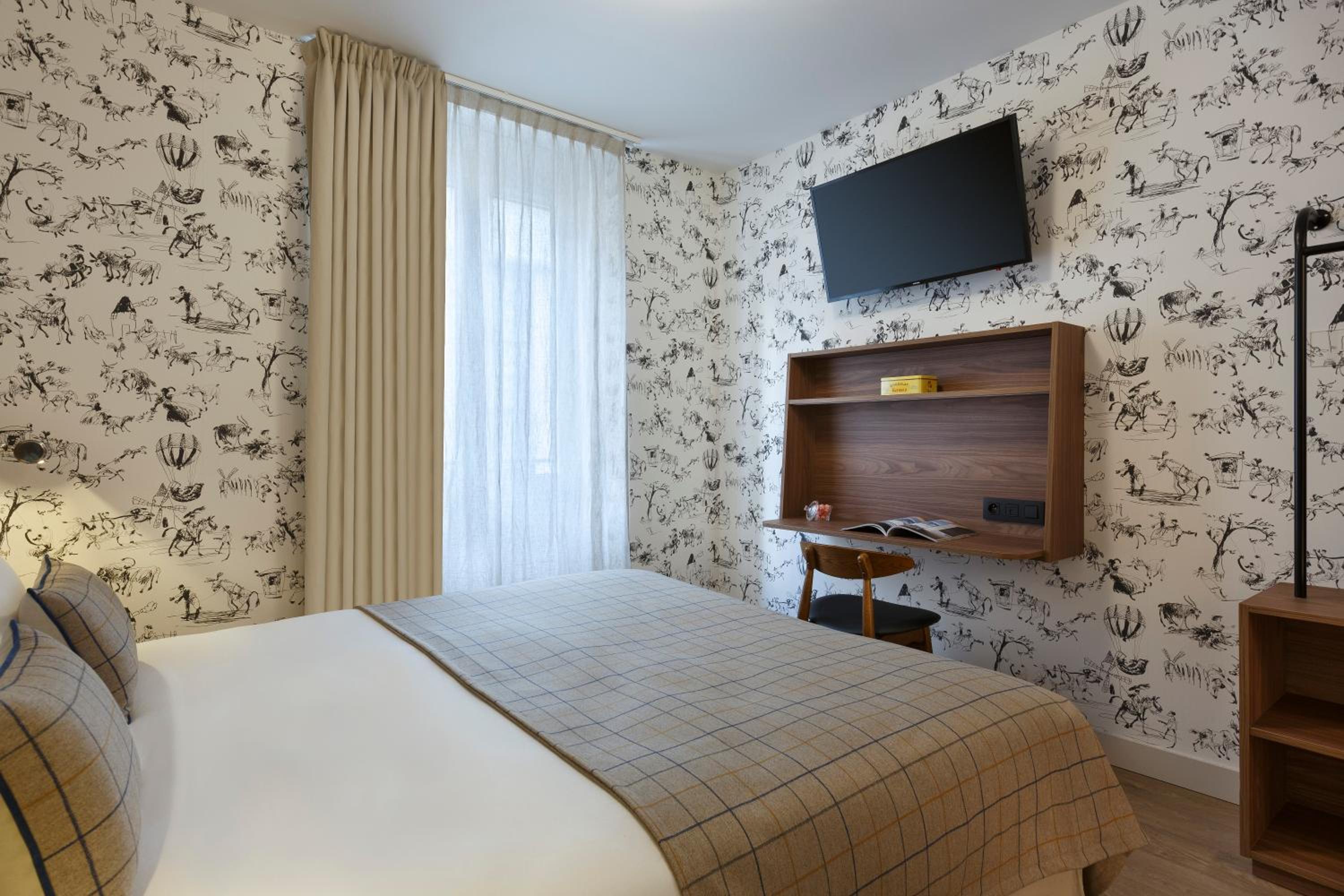 Quadruple Room - Photo 4