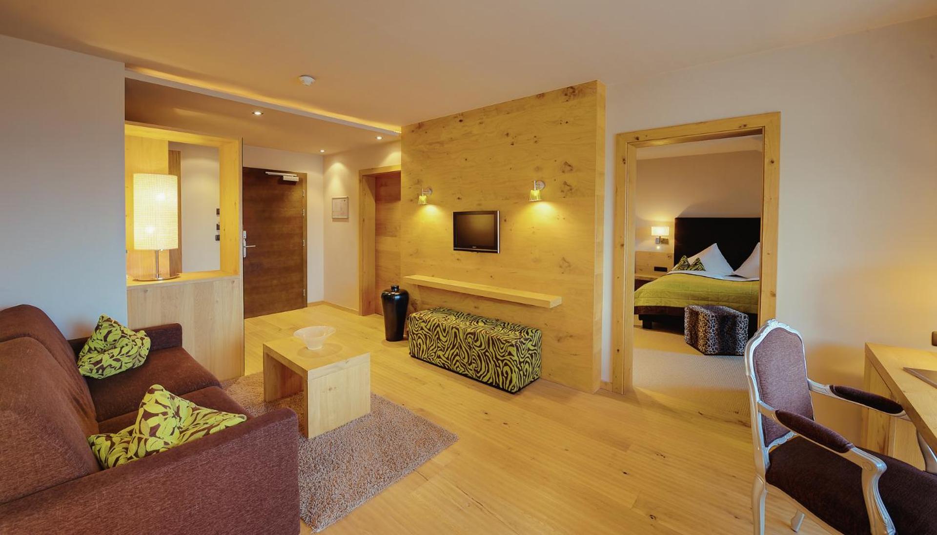 Suite with Balcony photo 2