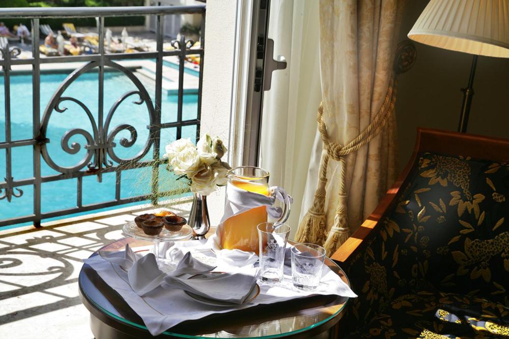 Executive Suite - Photo 9