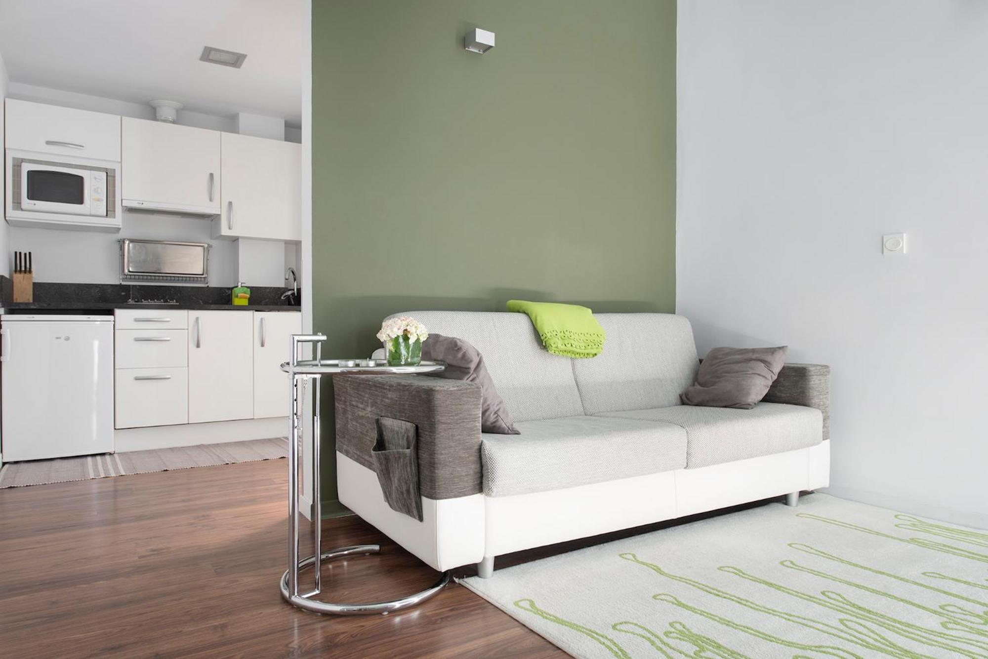 Apartment with Terrace - Photo 1