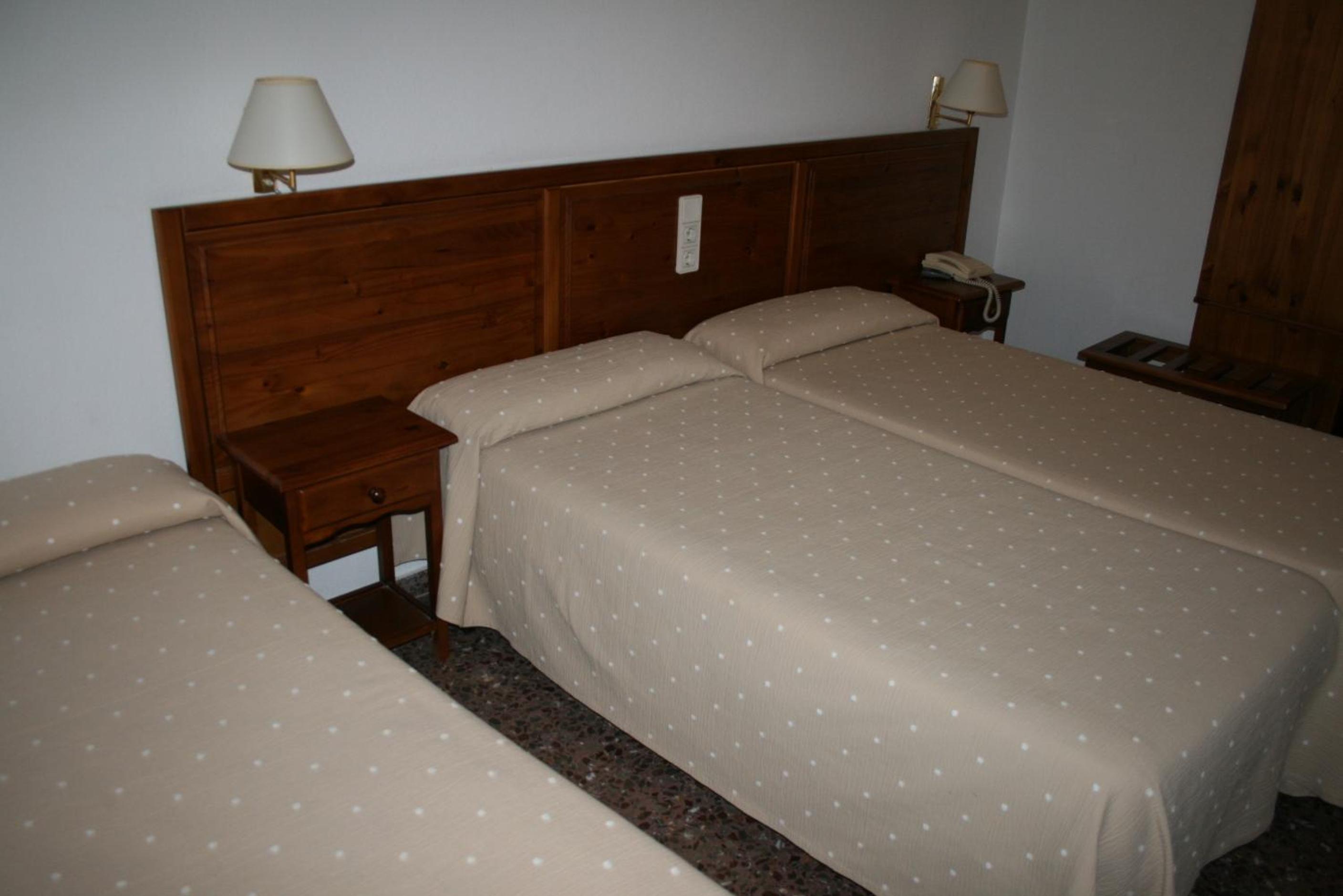 Triple Room photo 2