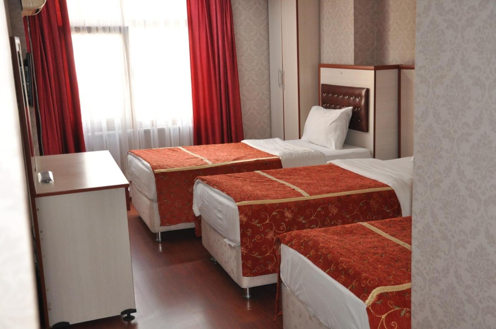 Triple Room photo 2