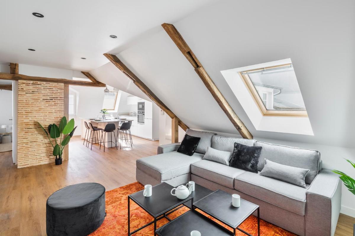 Two Bedroom Apartment With Parking