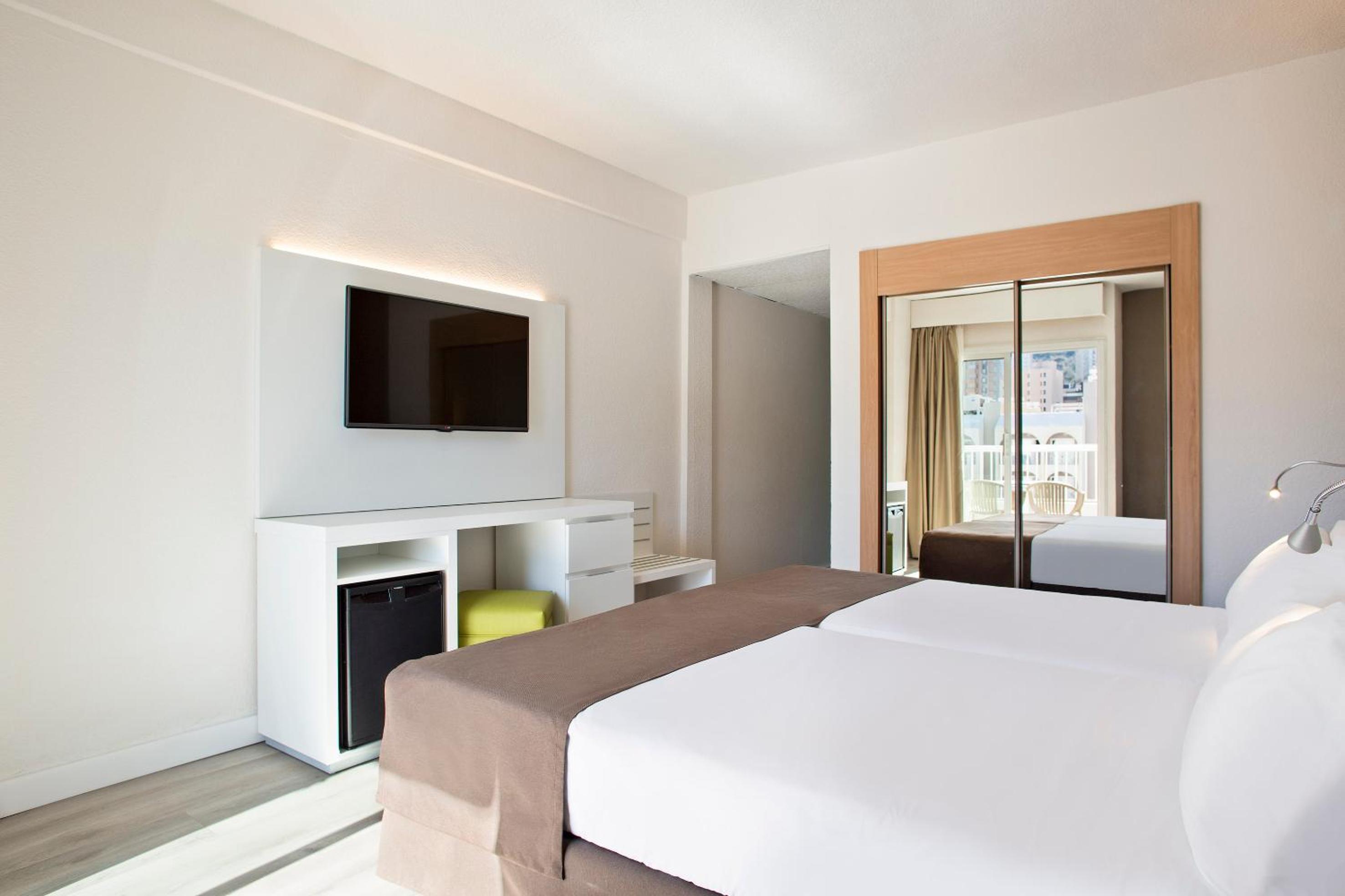 Relax in stylish comfort and unwind perfectly.