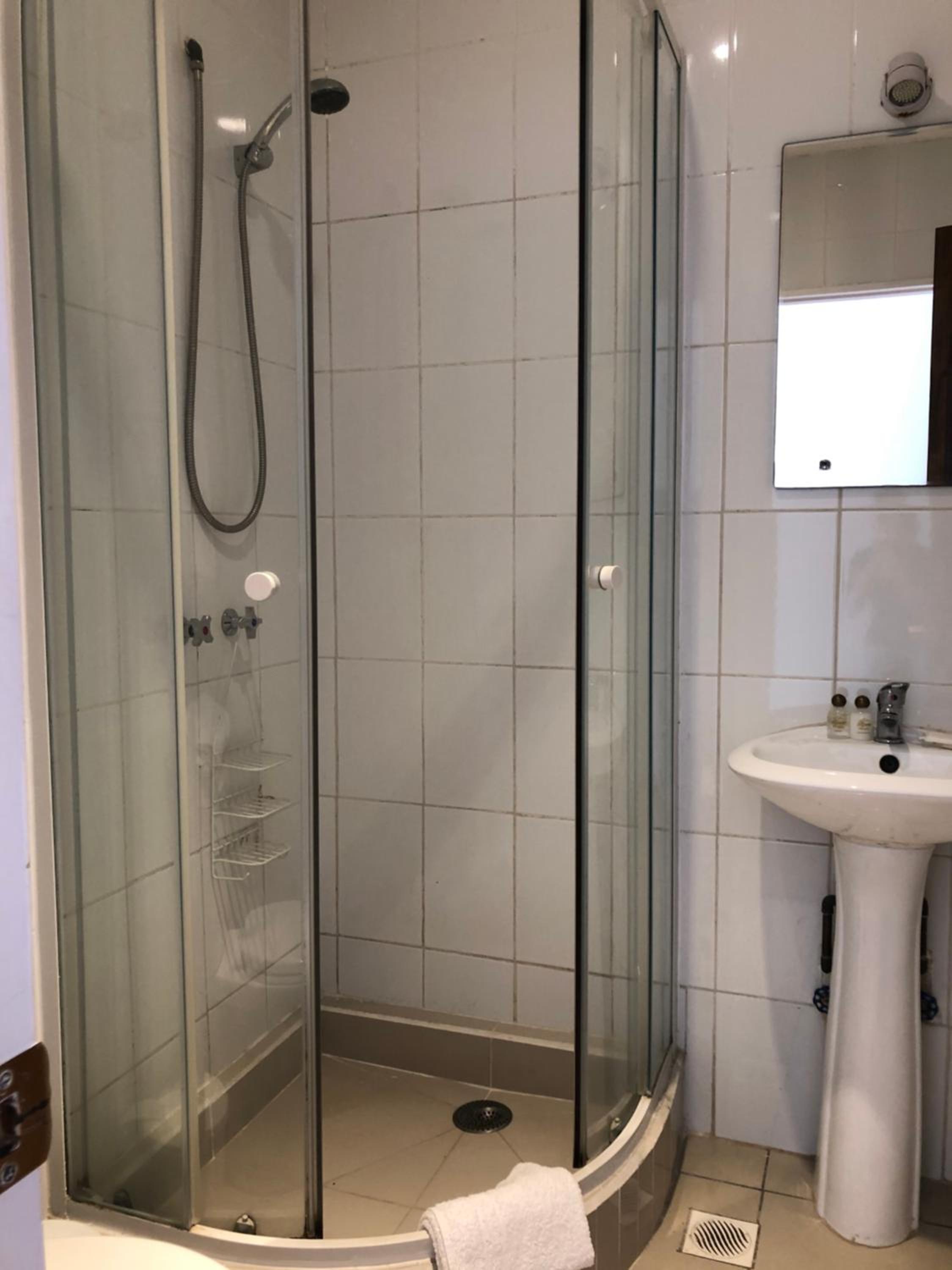 Double Room with Private External Bathroom photo 2