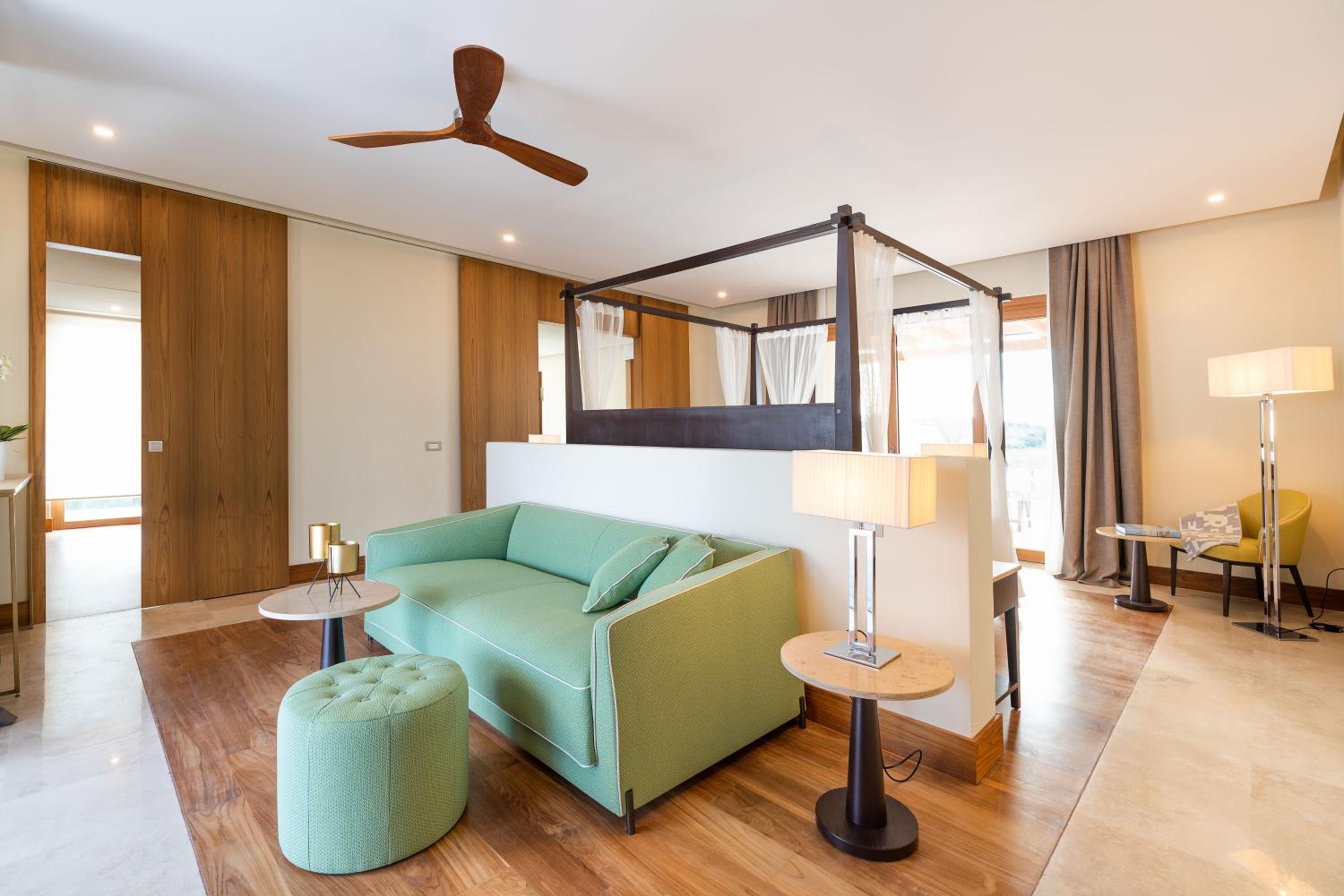 Deluxe Junior Suite - Photo 4
