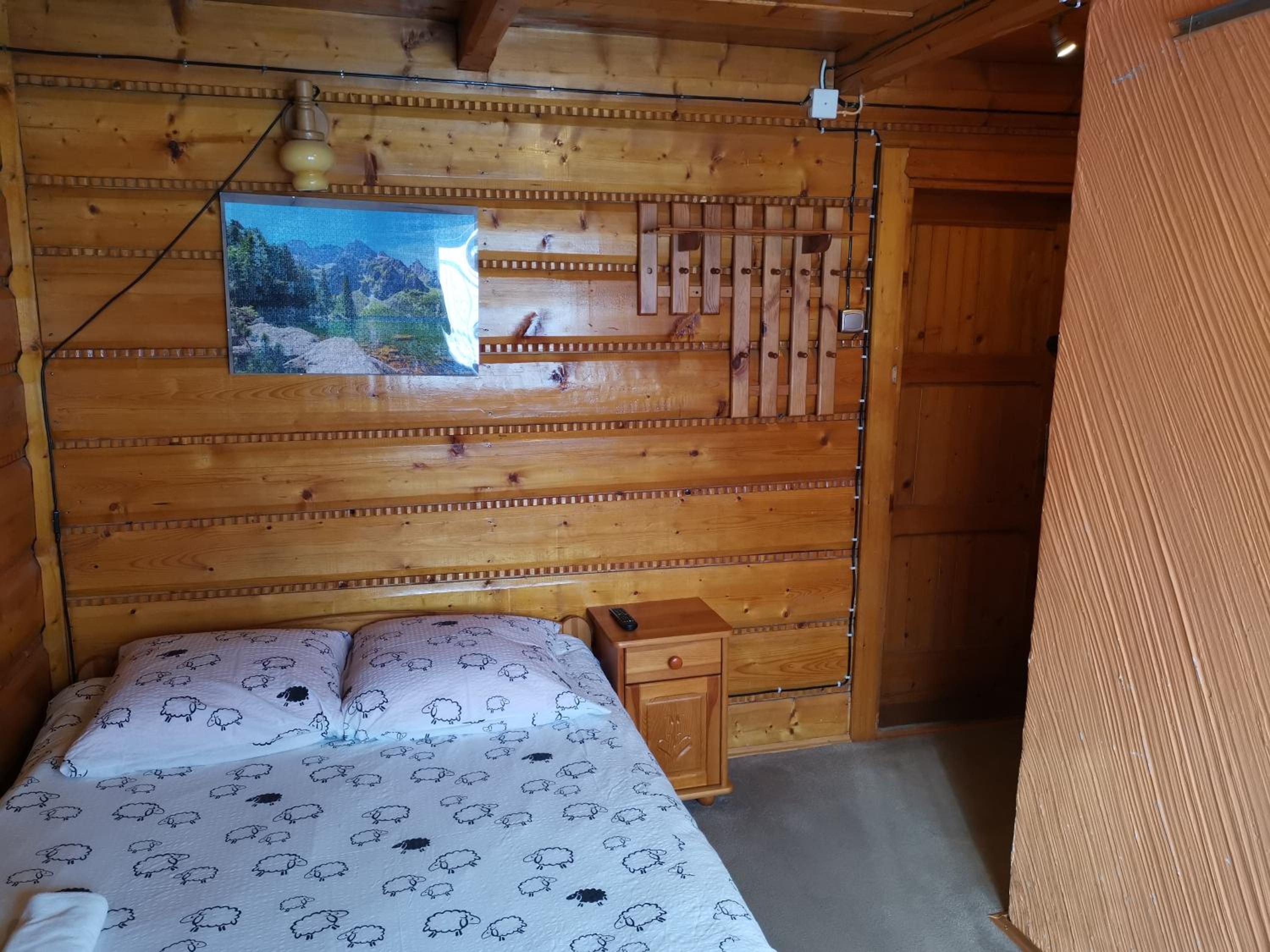 Double Room - Photo 7