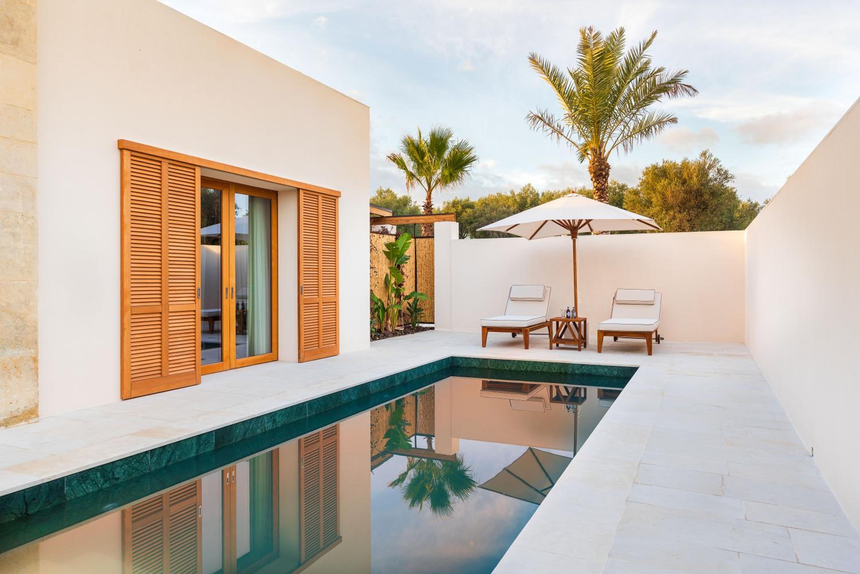 Suite with Private Pool - Photo 4