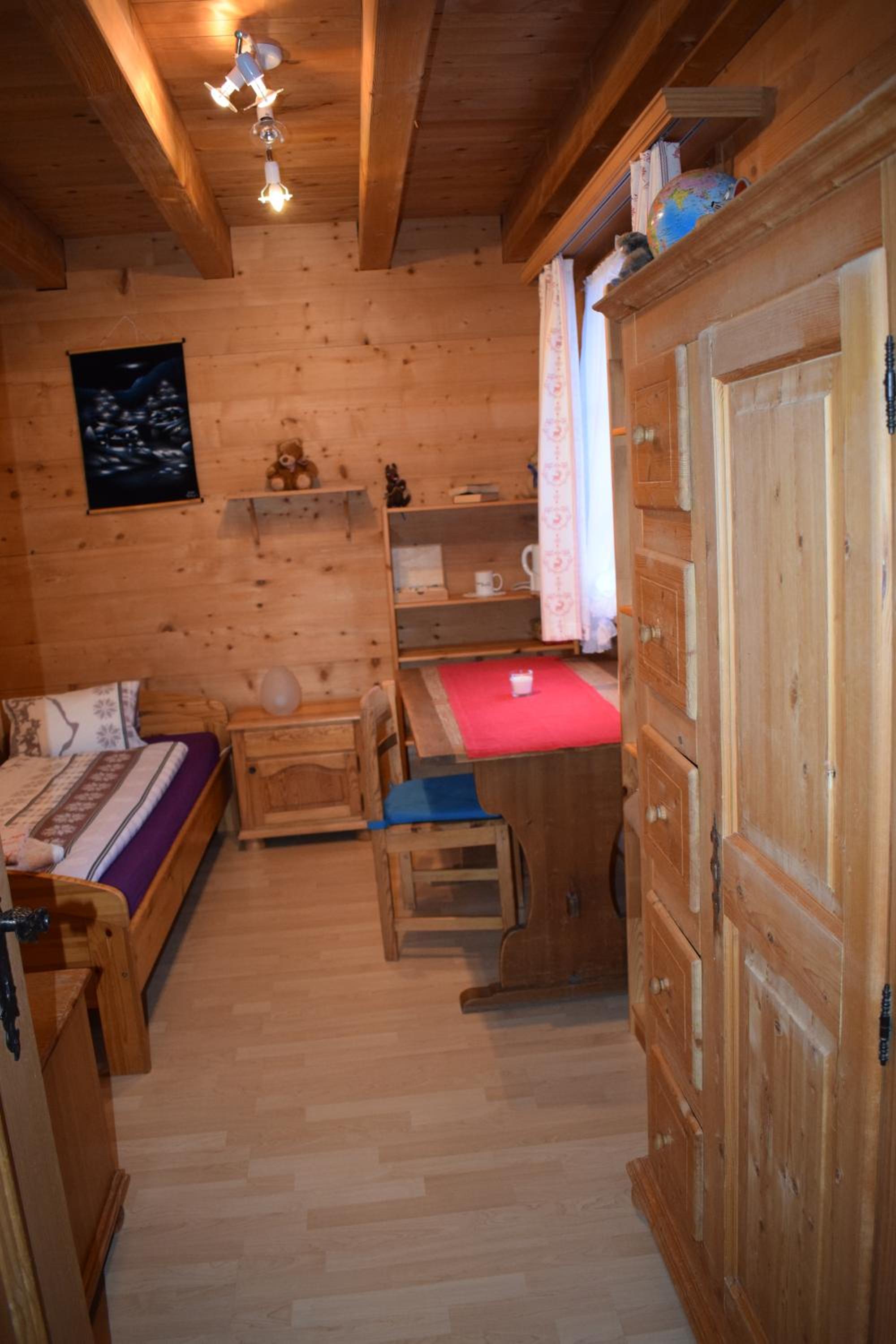 Single Room photo 2