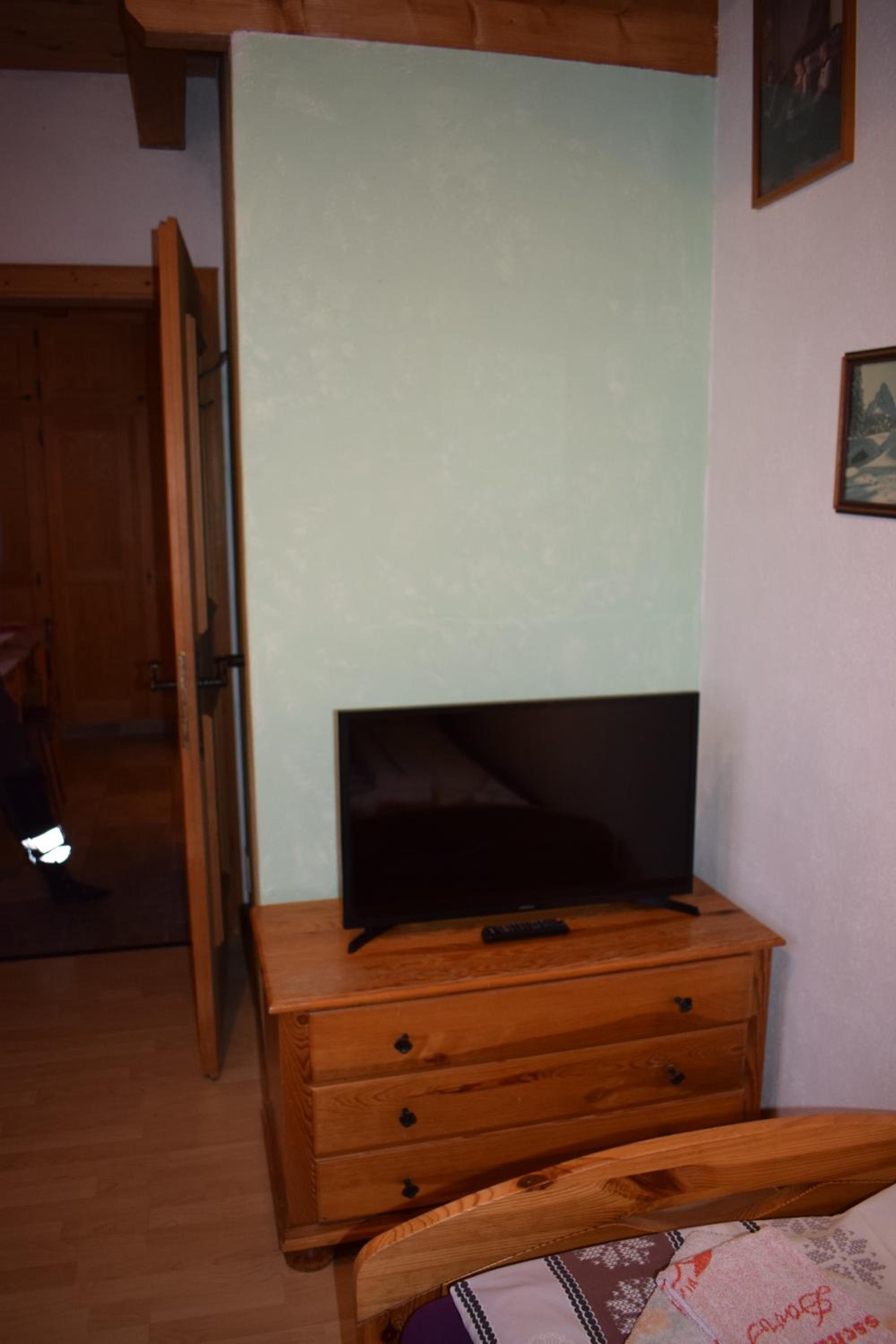 Single Room photo 3