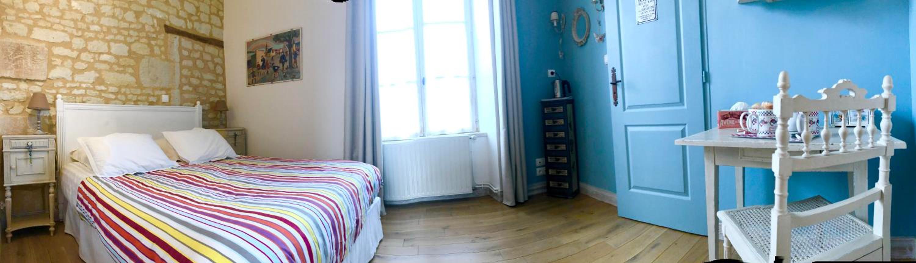 Family Room - Photo 2