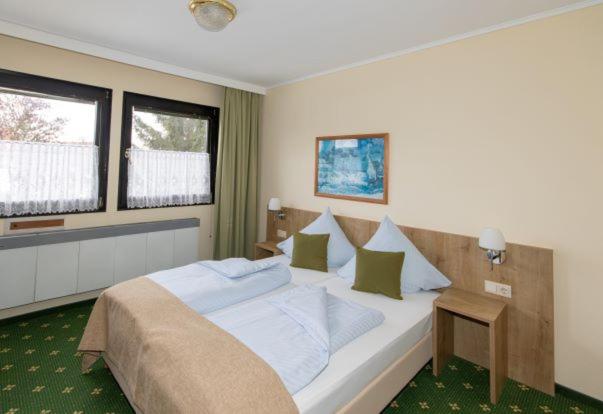 Standard Double Room photo 2