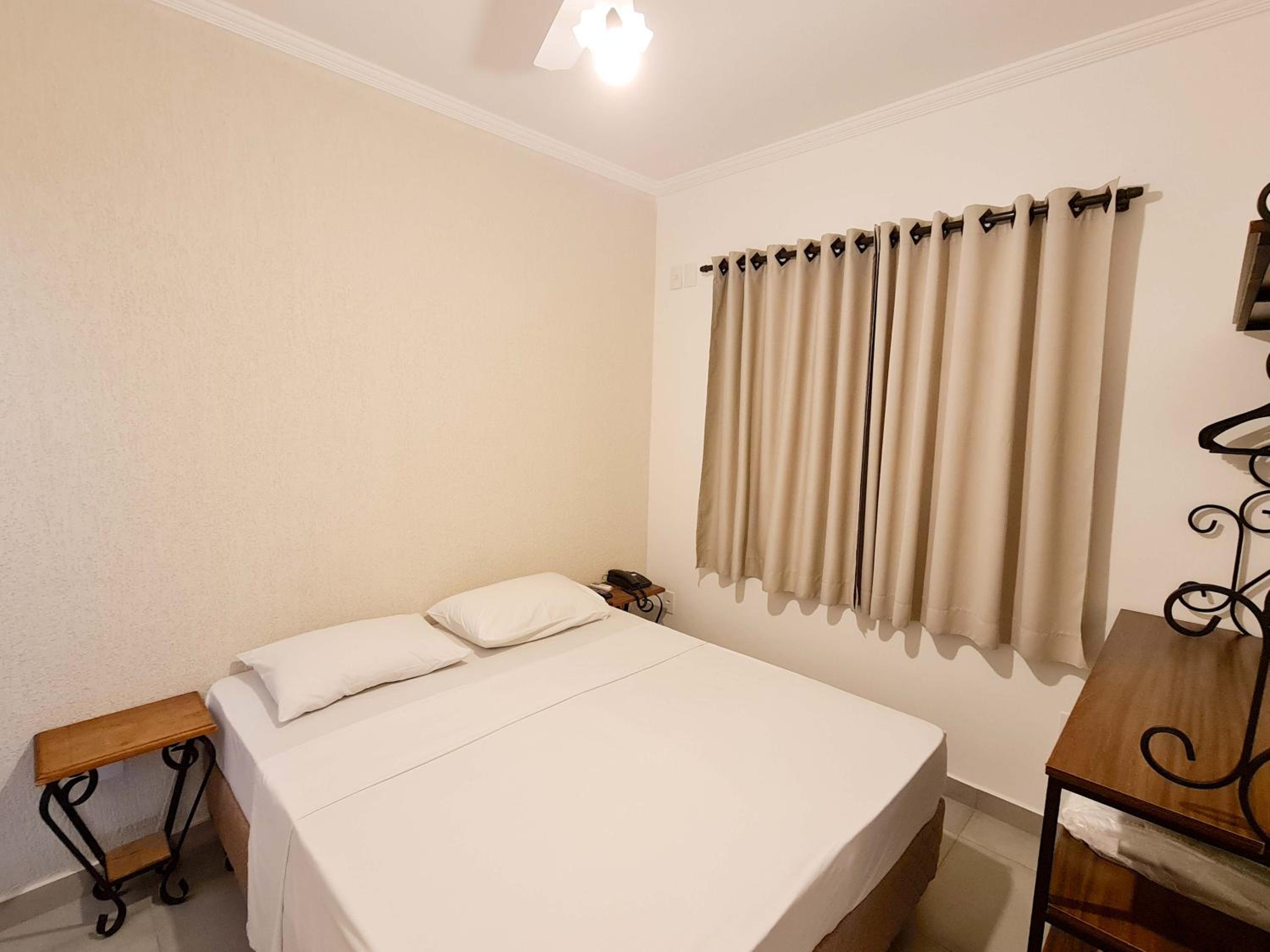 Standard Double Room - Photo 1