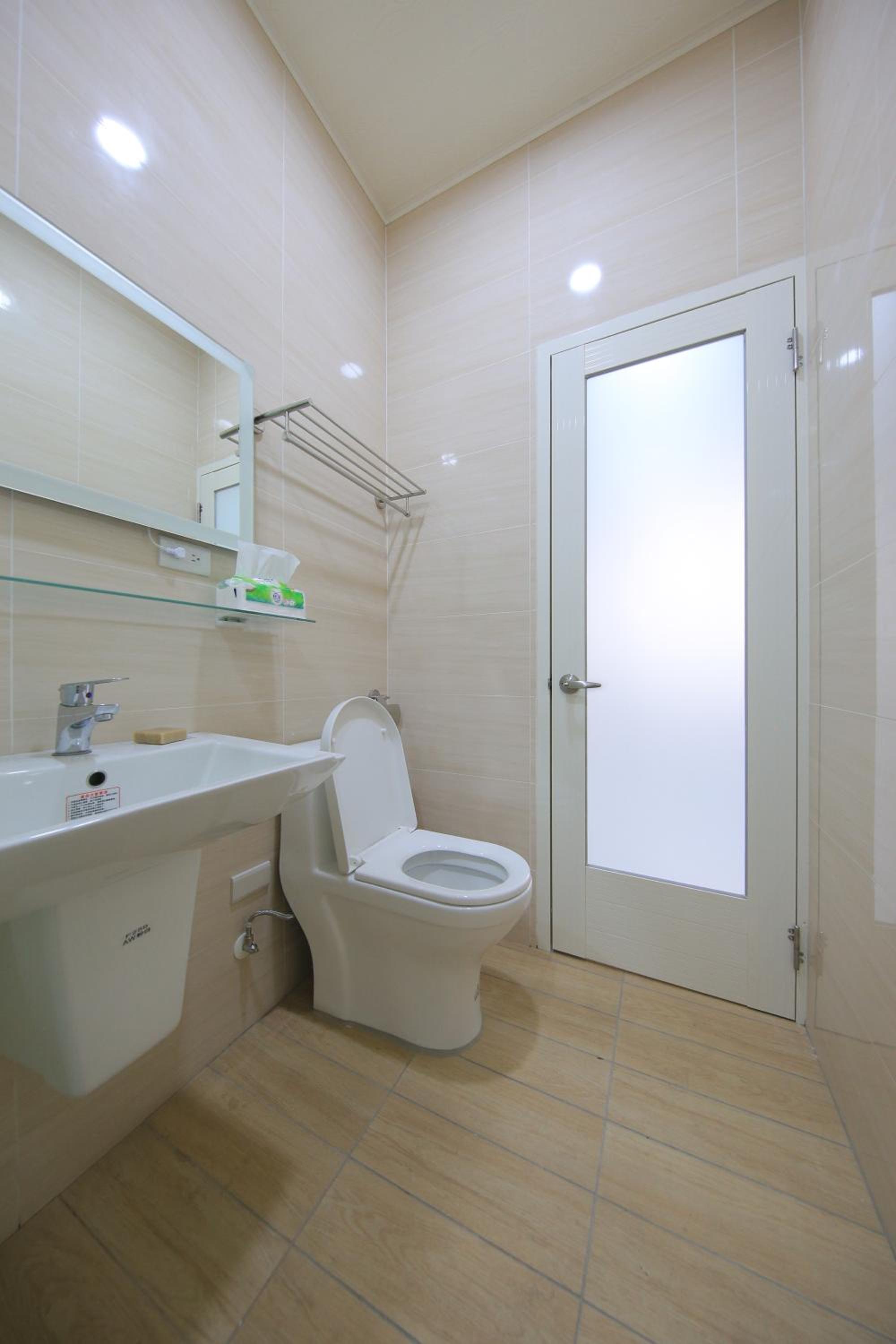 Deluxe Family Suite photo 3