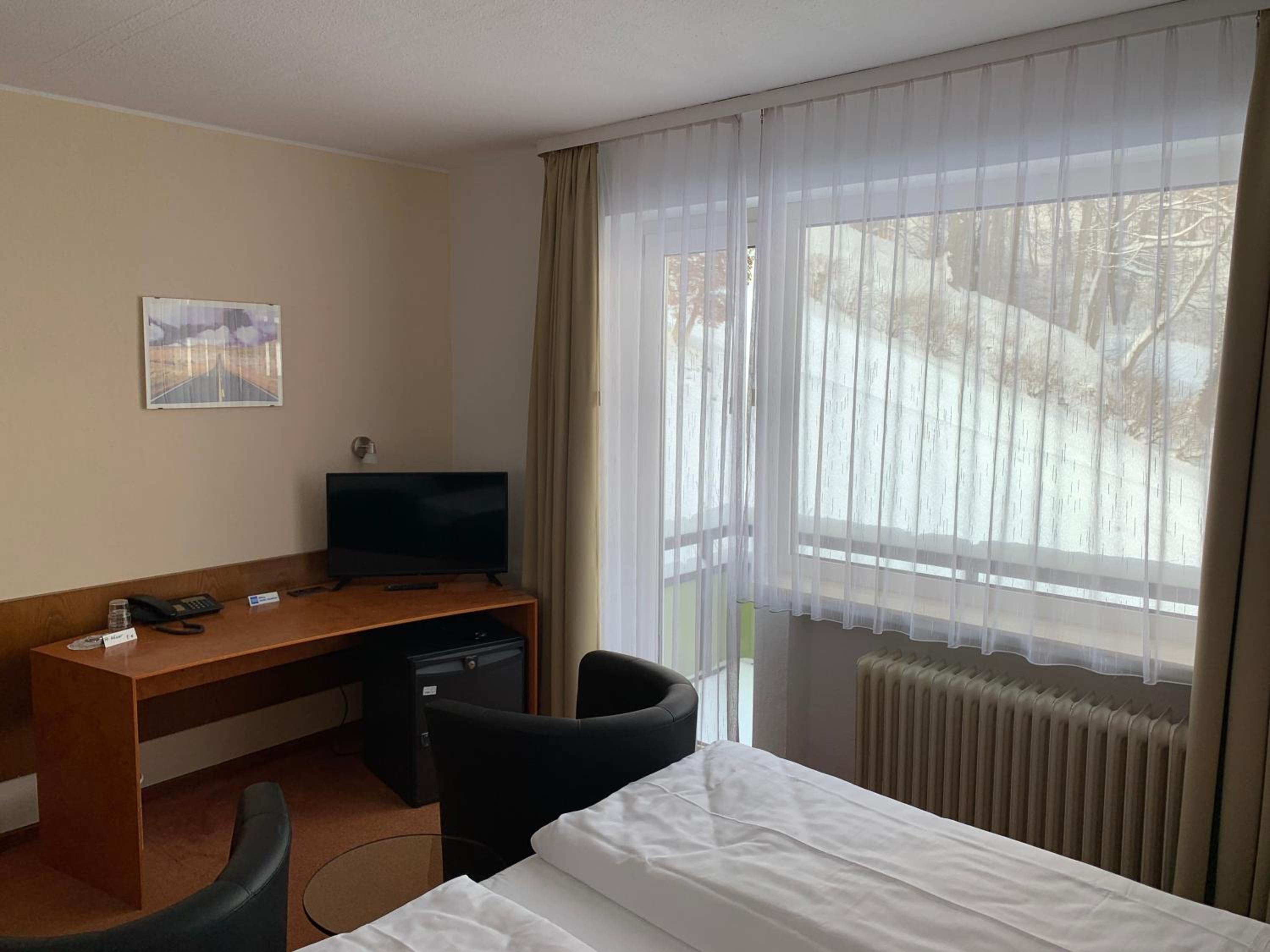 Double Room - Photo 2