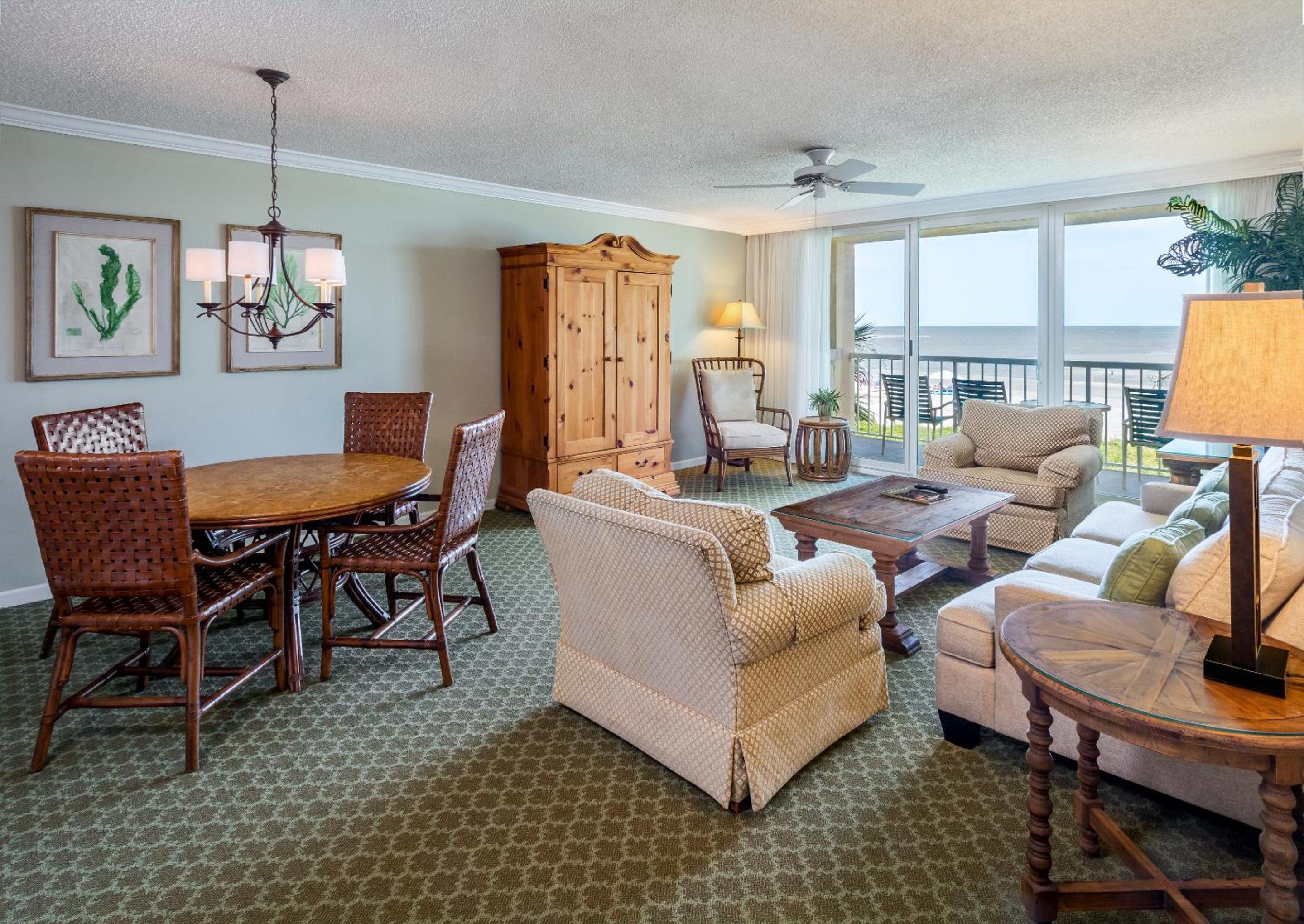 Two-Bedroom Oceanfront Villa - Photo 1