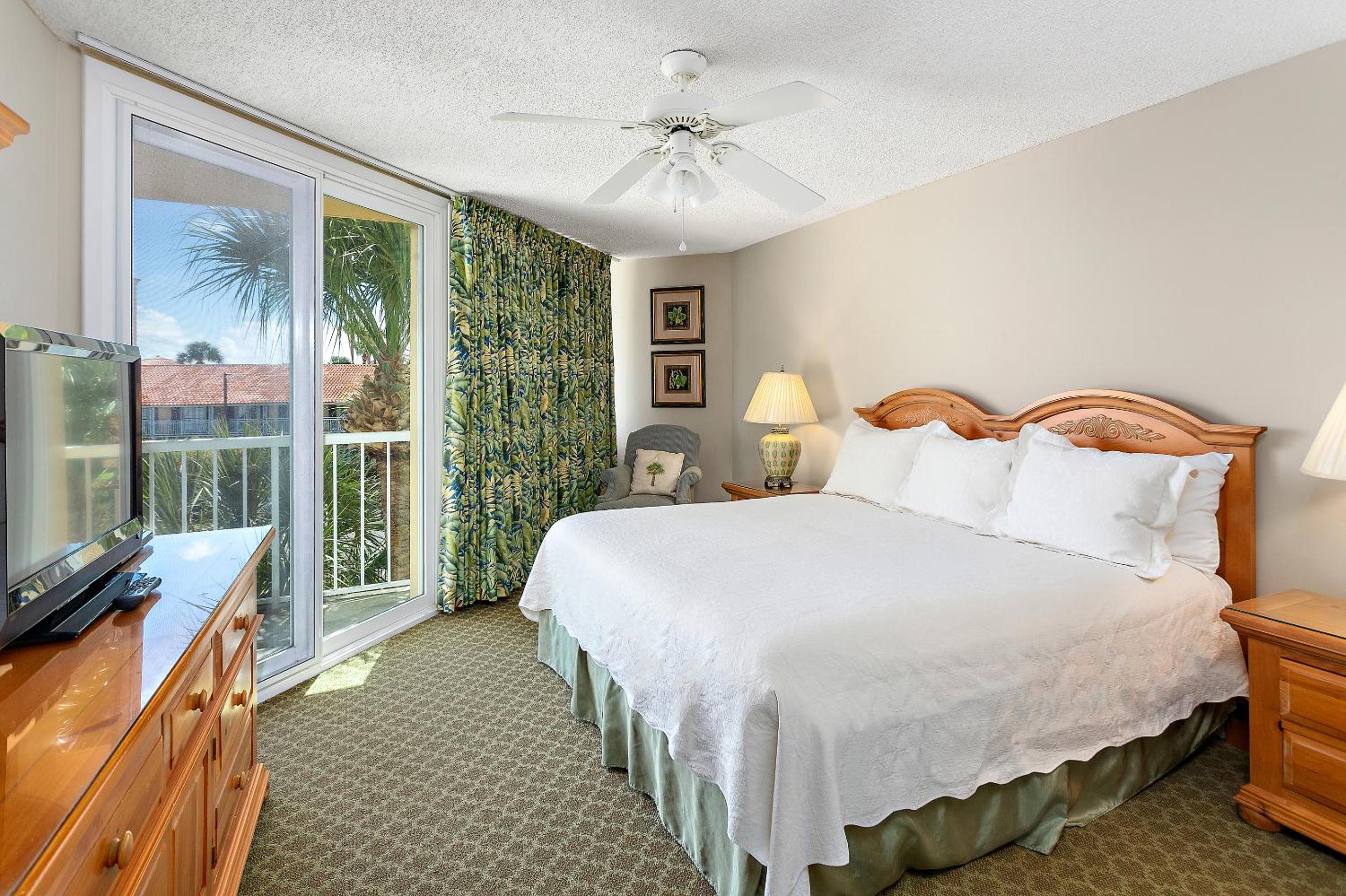 Two-Bedroom Villa with Pool View - Photo 4