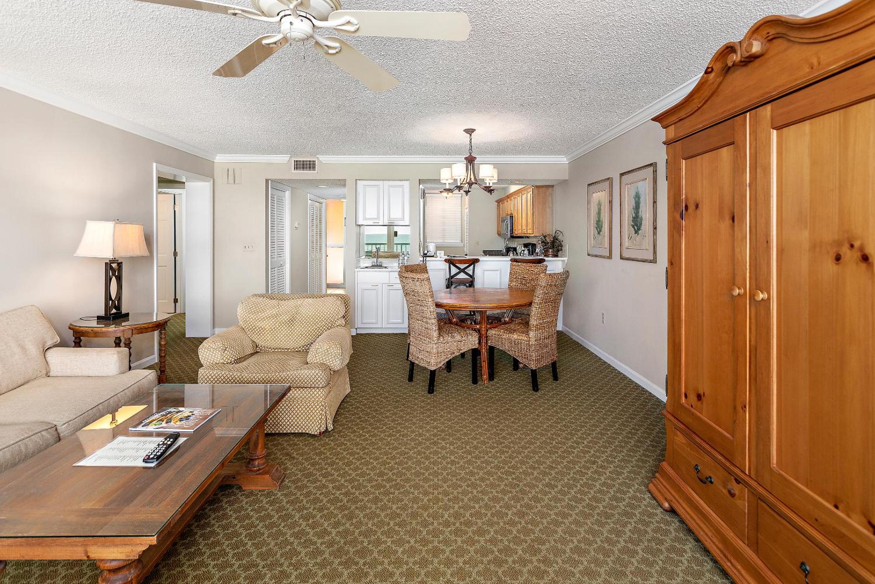 Two-Bedroom Oceanfront Villa - Photo 5