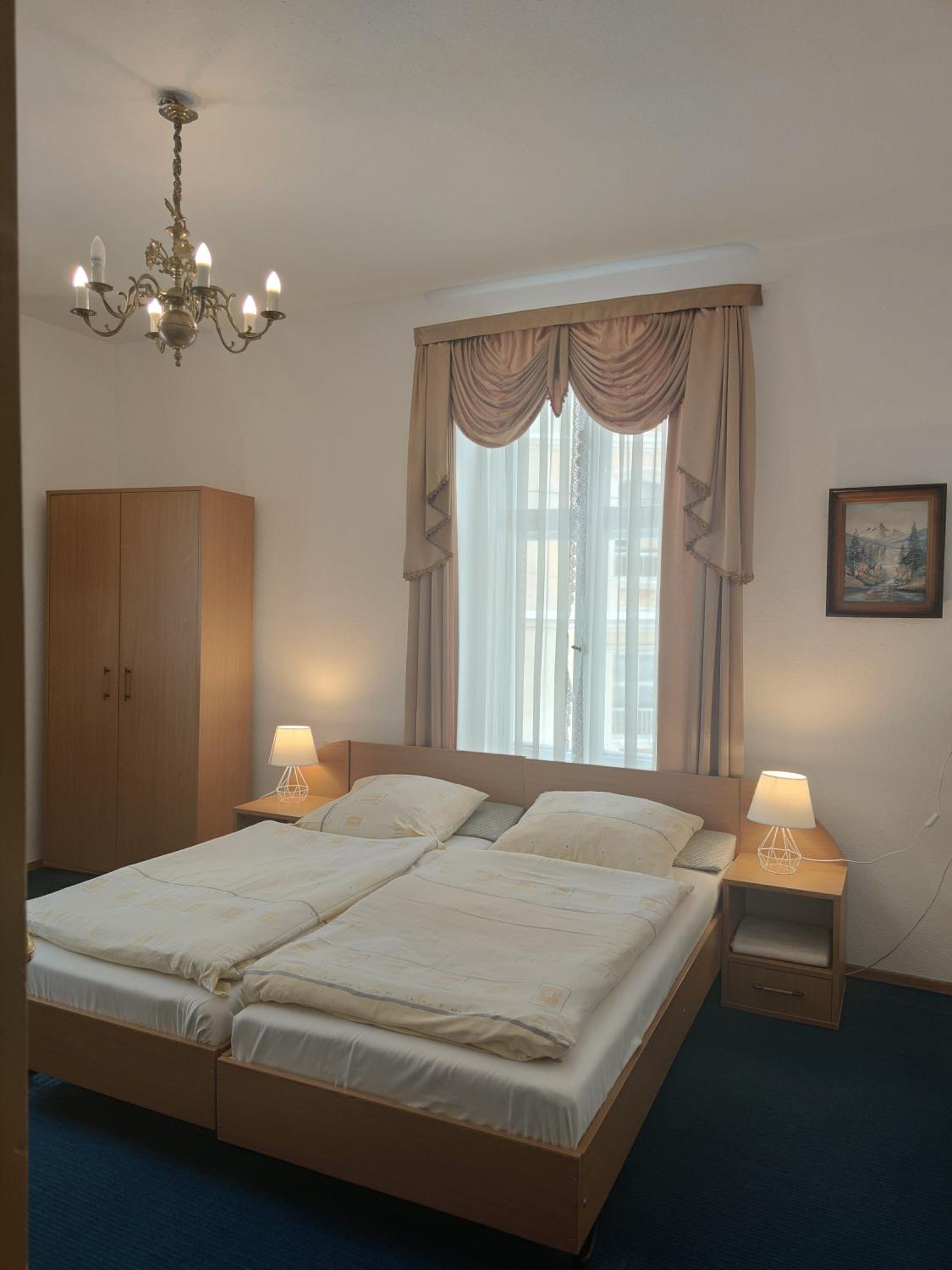 Deluxe Double Room with Shower photo 1