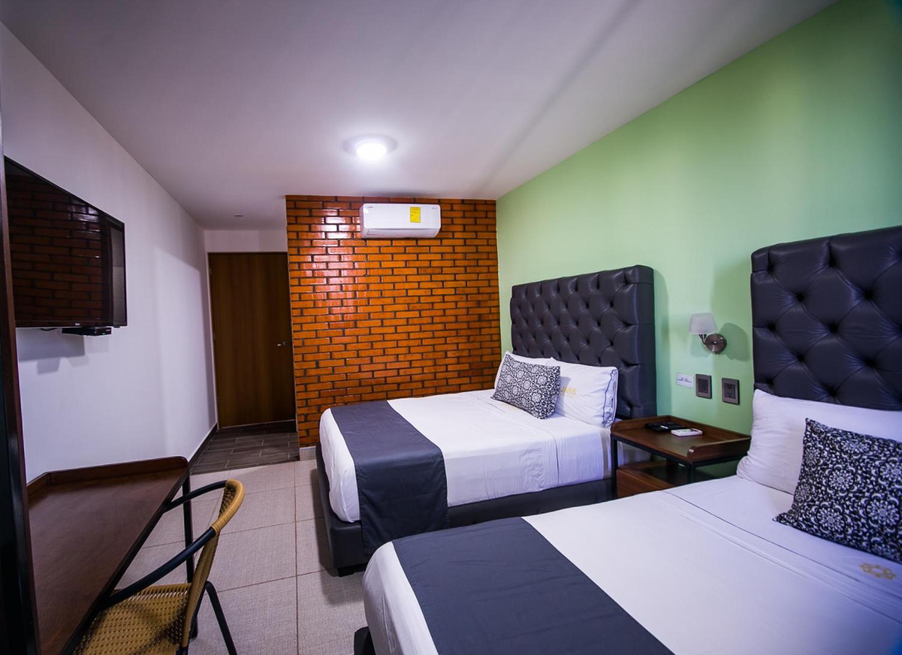 Superior Double Room with Two Double Beds - Photo 36