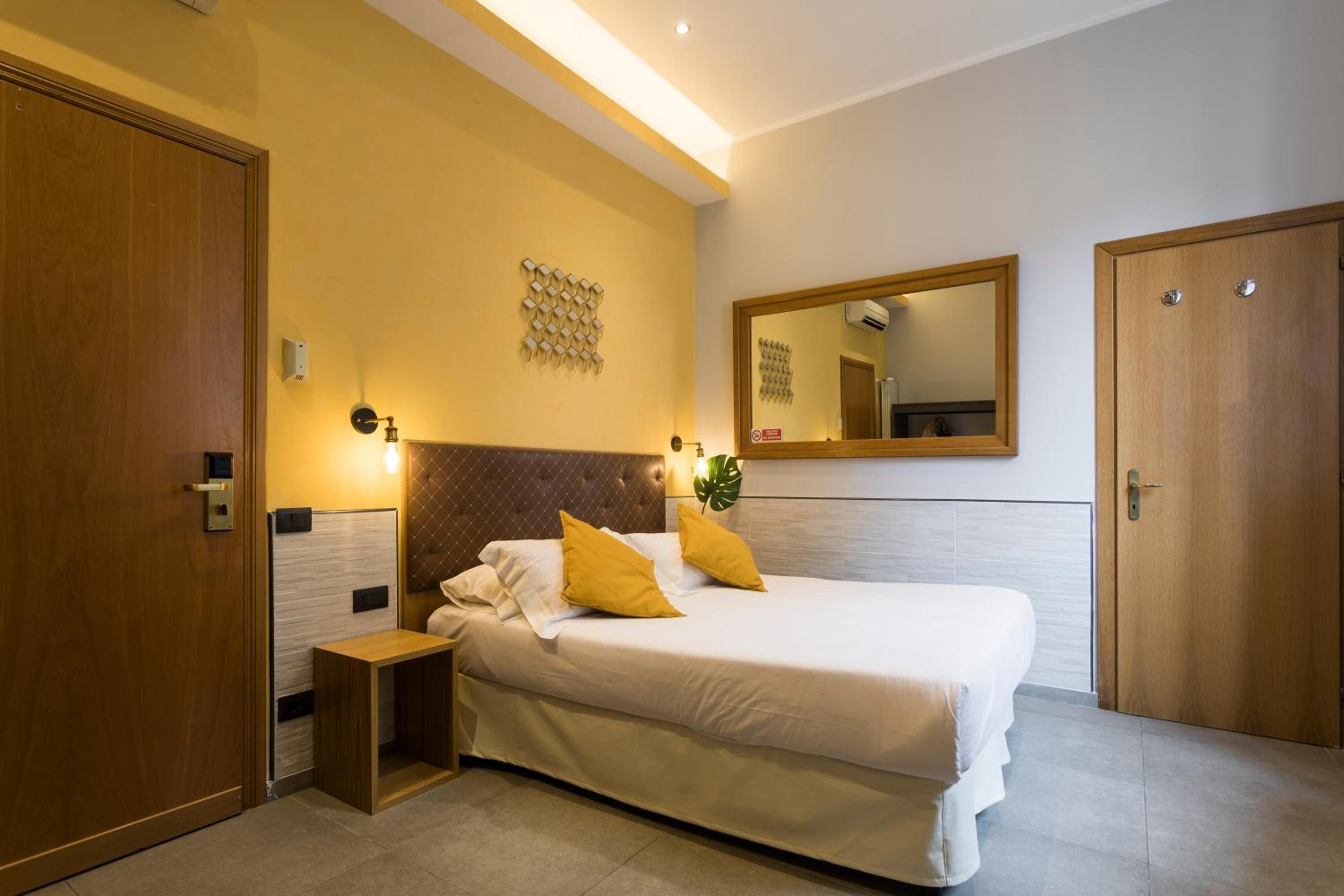 Classic Double or Twin Room photo 1
