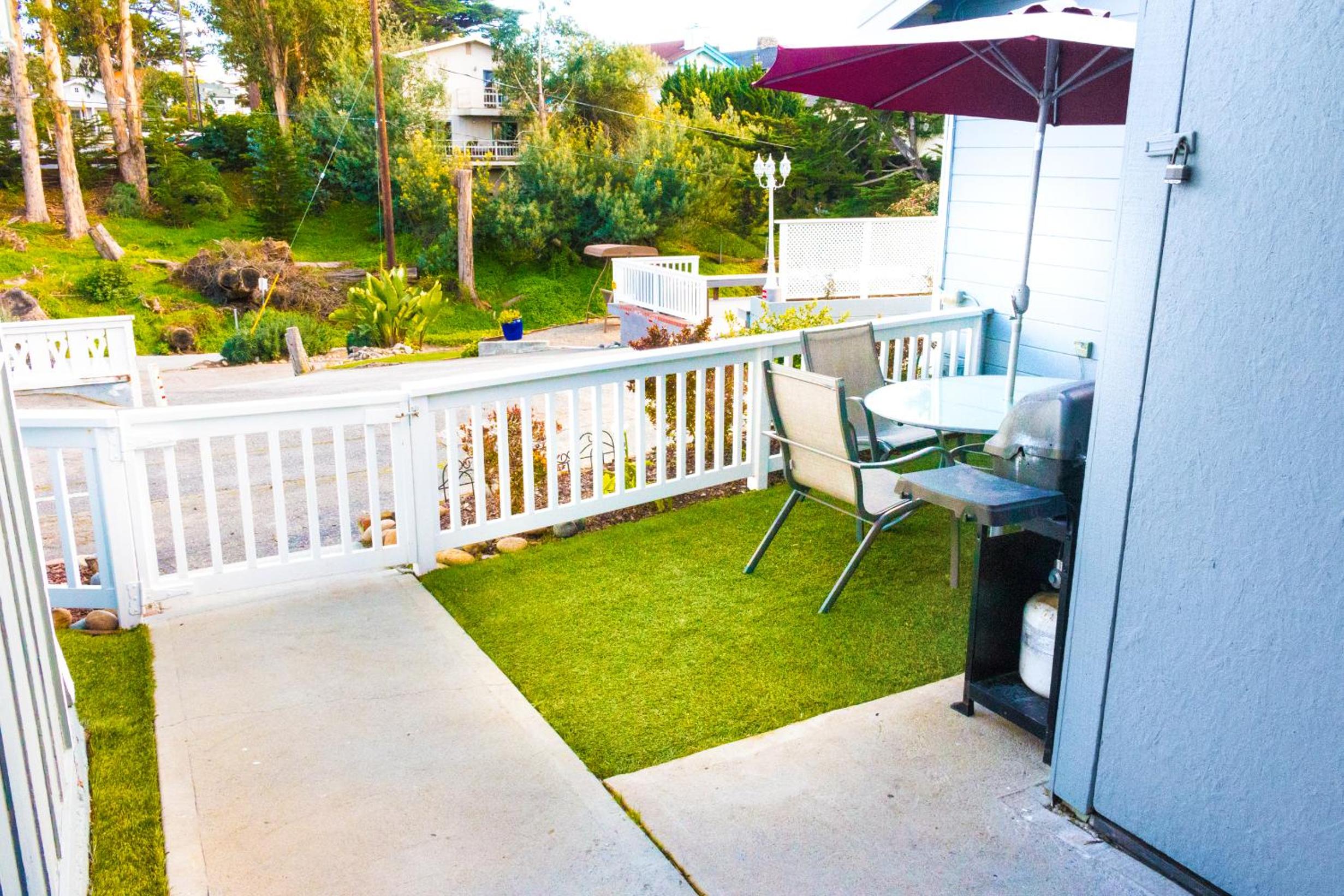 Family Cottage - Pet Friendly - Photo 4