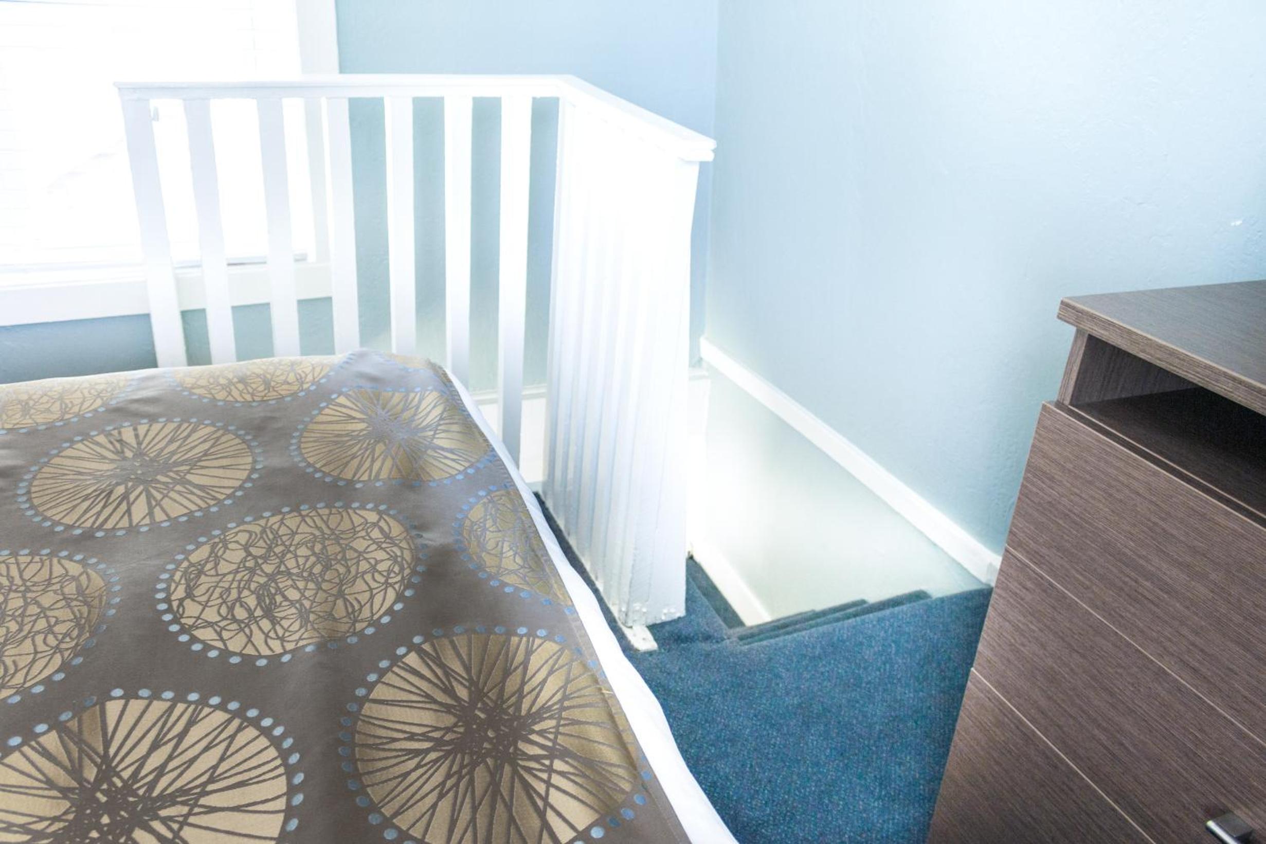 Family Cottage - Pet Friendly - Photo 2