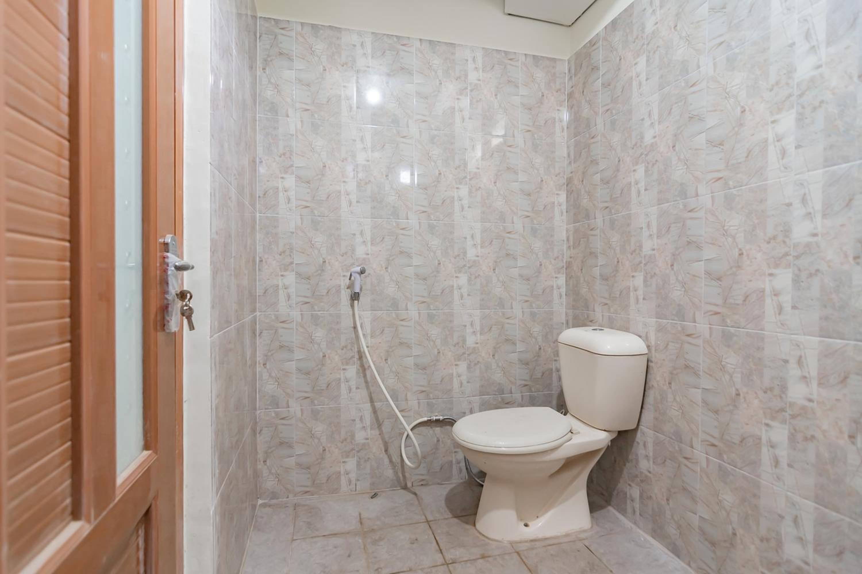 Economy Double Room photo 2