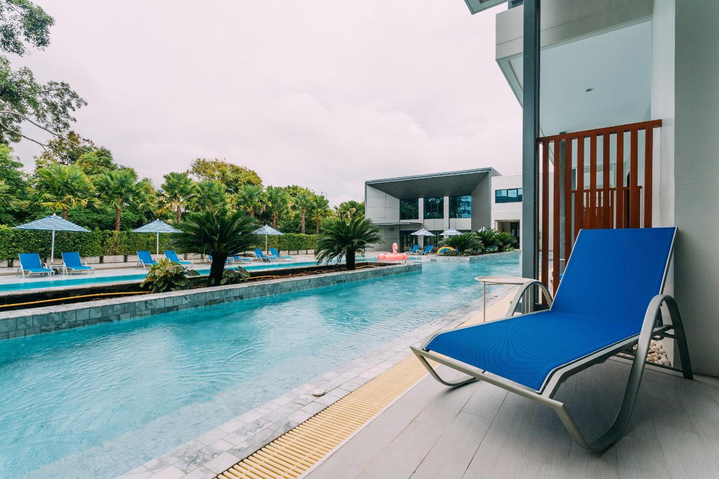 Deluxe Double or Twin Room with Pool Access - Photo 3