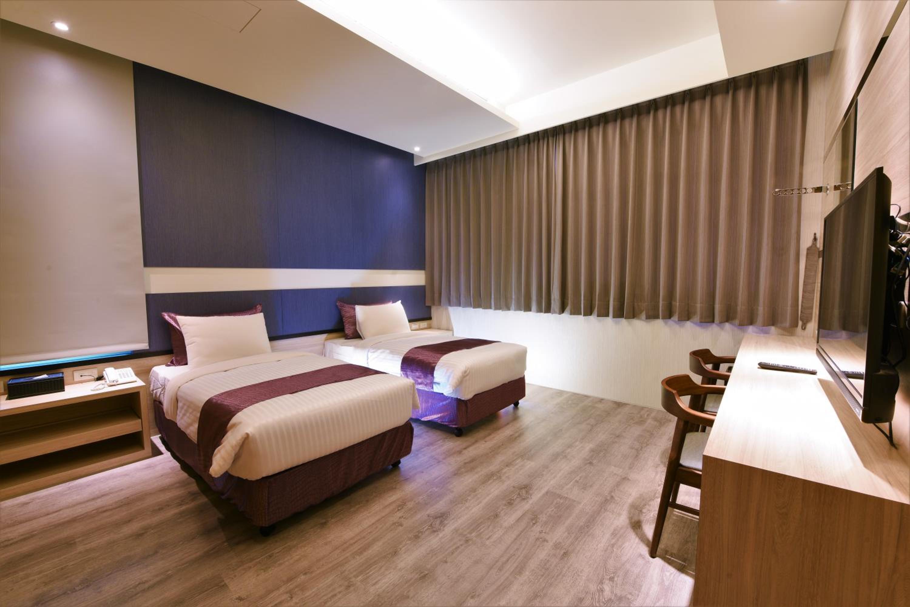 Standard Double or Twin Room - Photo 2