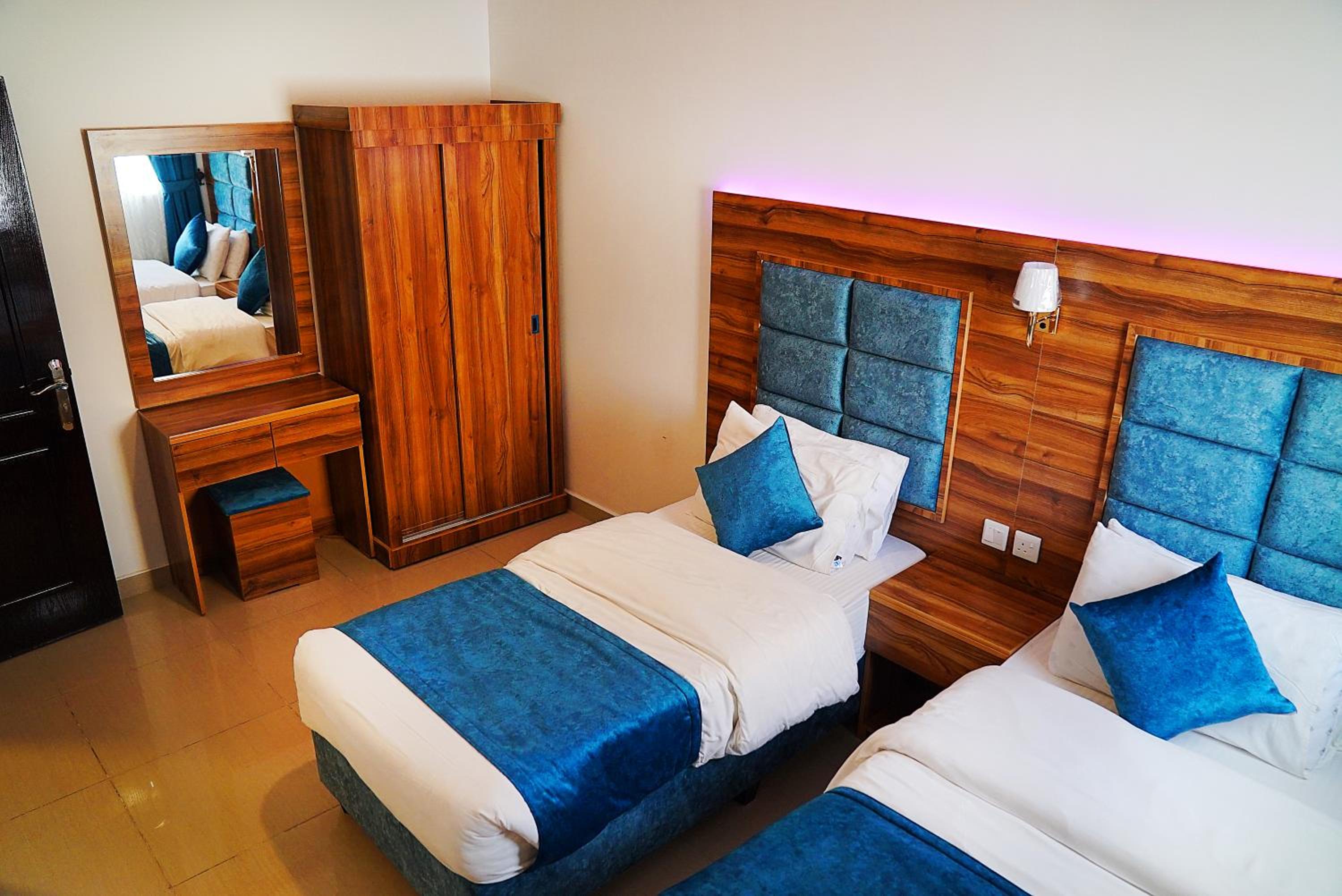 Deluxe Double or Twin Room photo 1