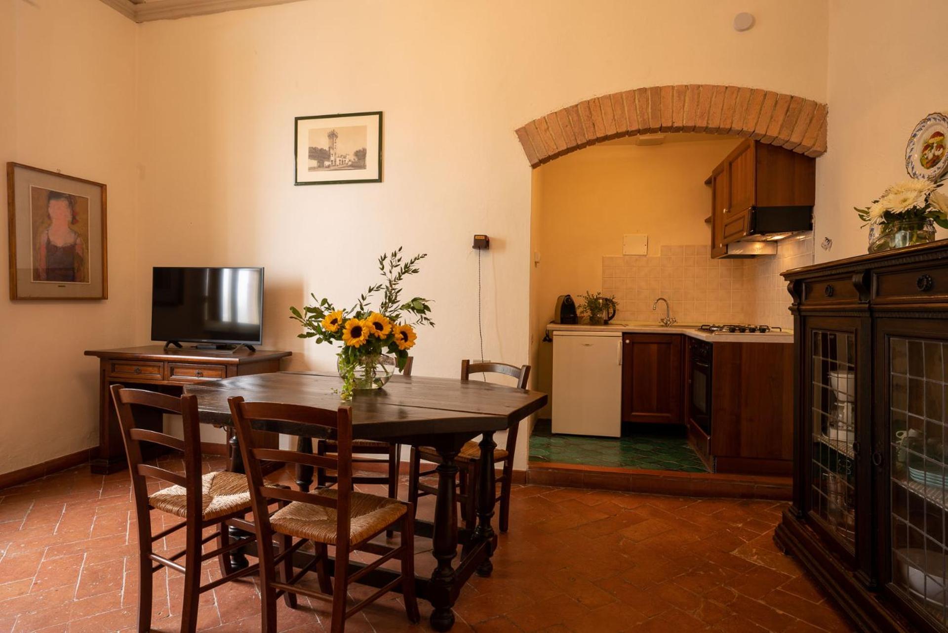 Family two-room Apartment - Photo 4