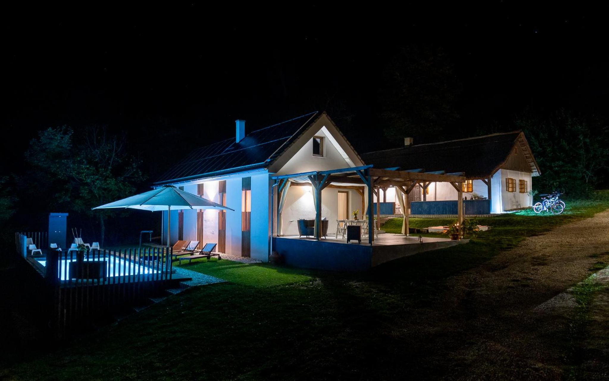 Holiday Home "Velbana iža"
