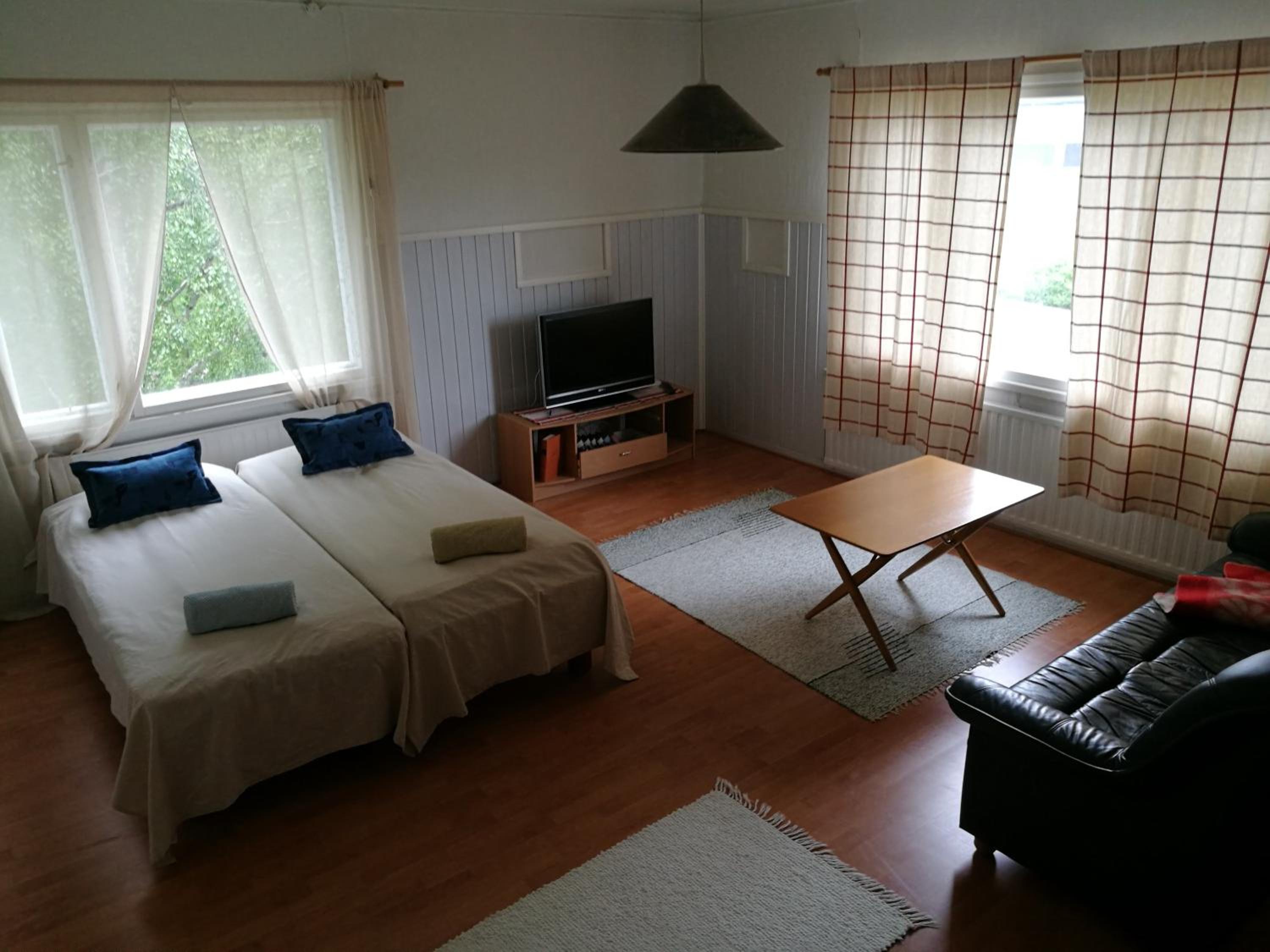 Triple Room with Bathroom photo 2