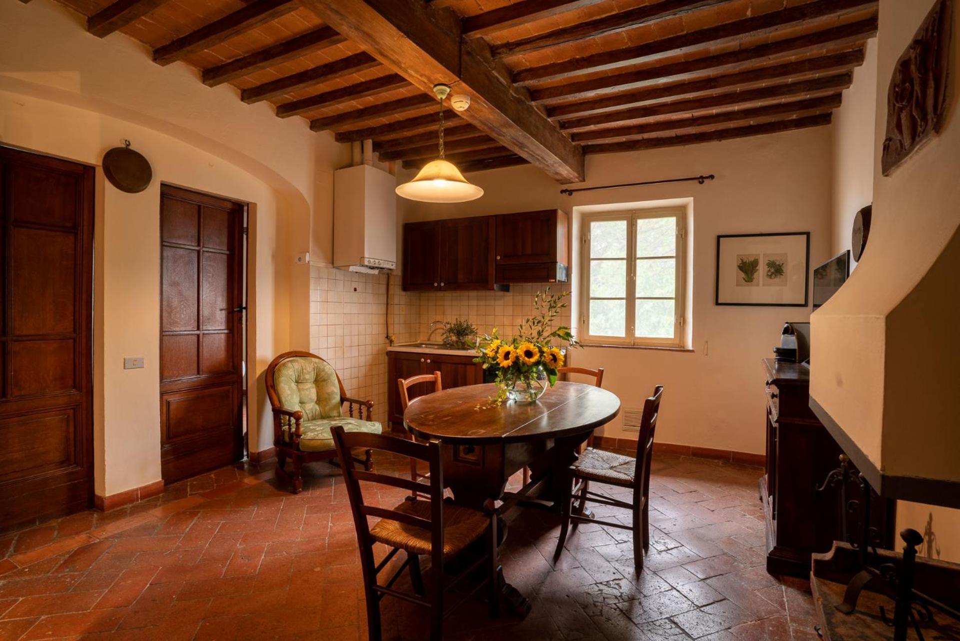 Essential Three-room Apartment - Photo 21