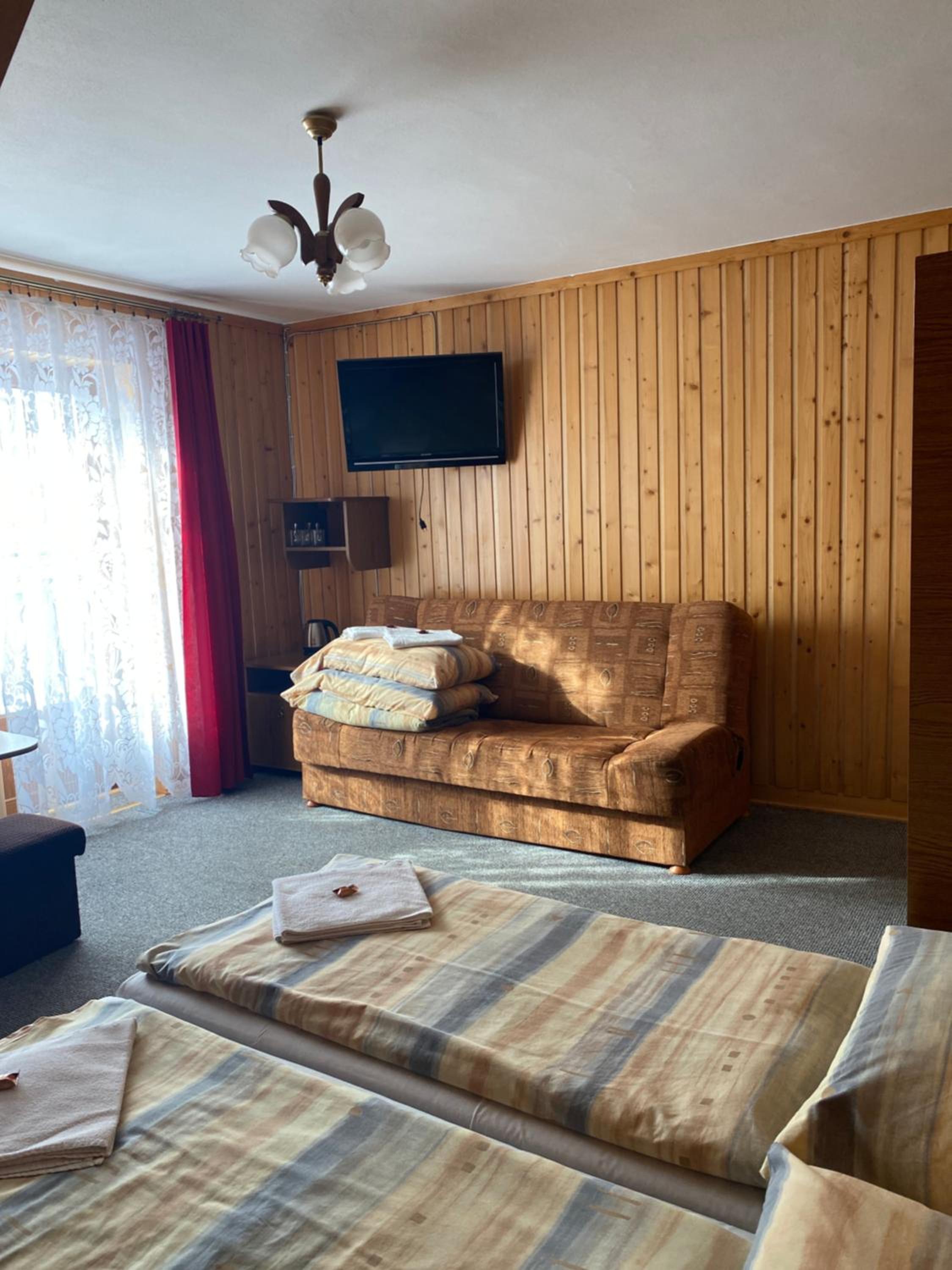 Quadruple Room with Private External Bathroom - Photo 4