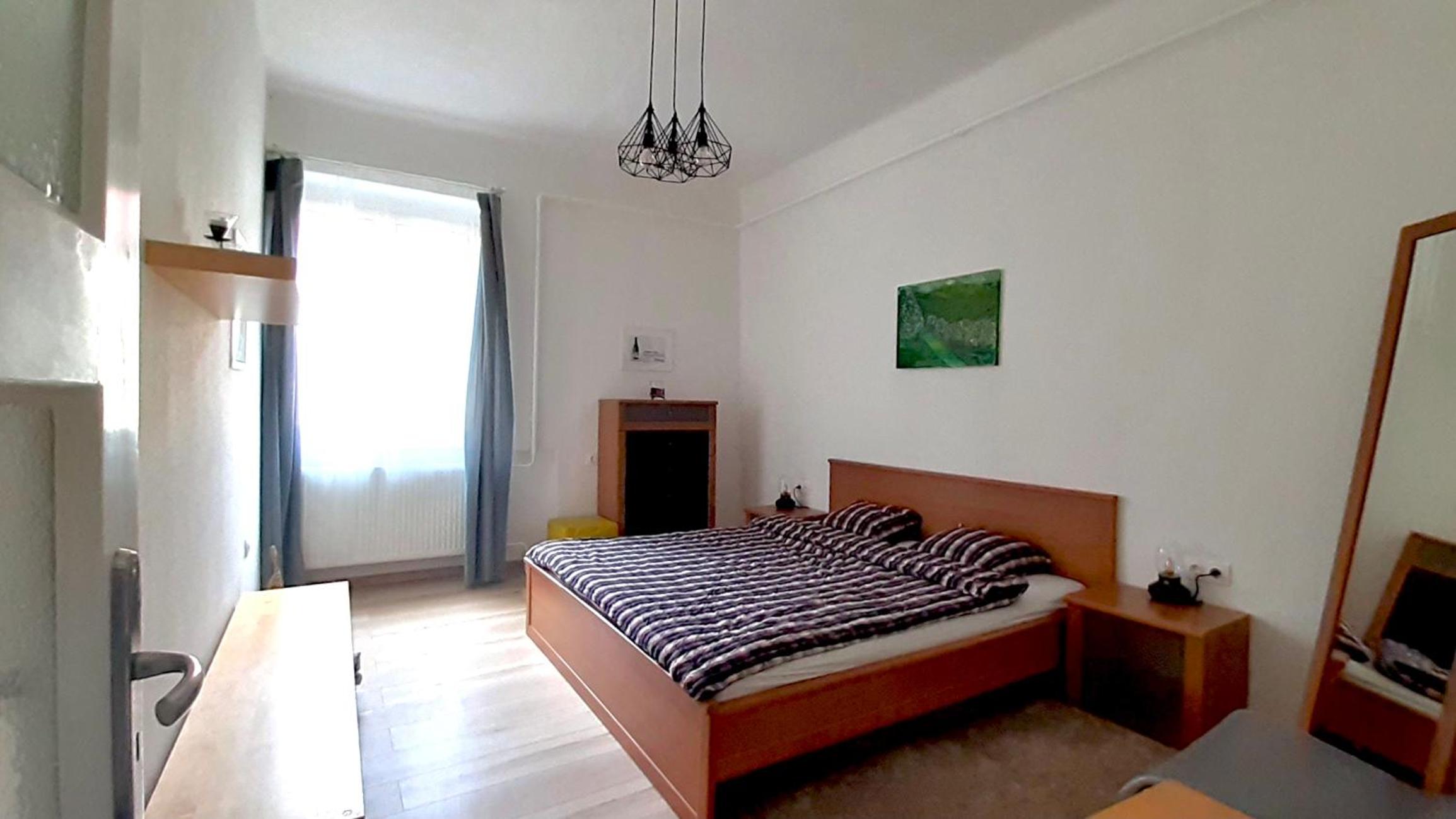 Three-Bedroom Apartment - Photo 4