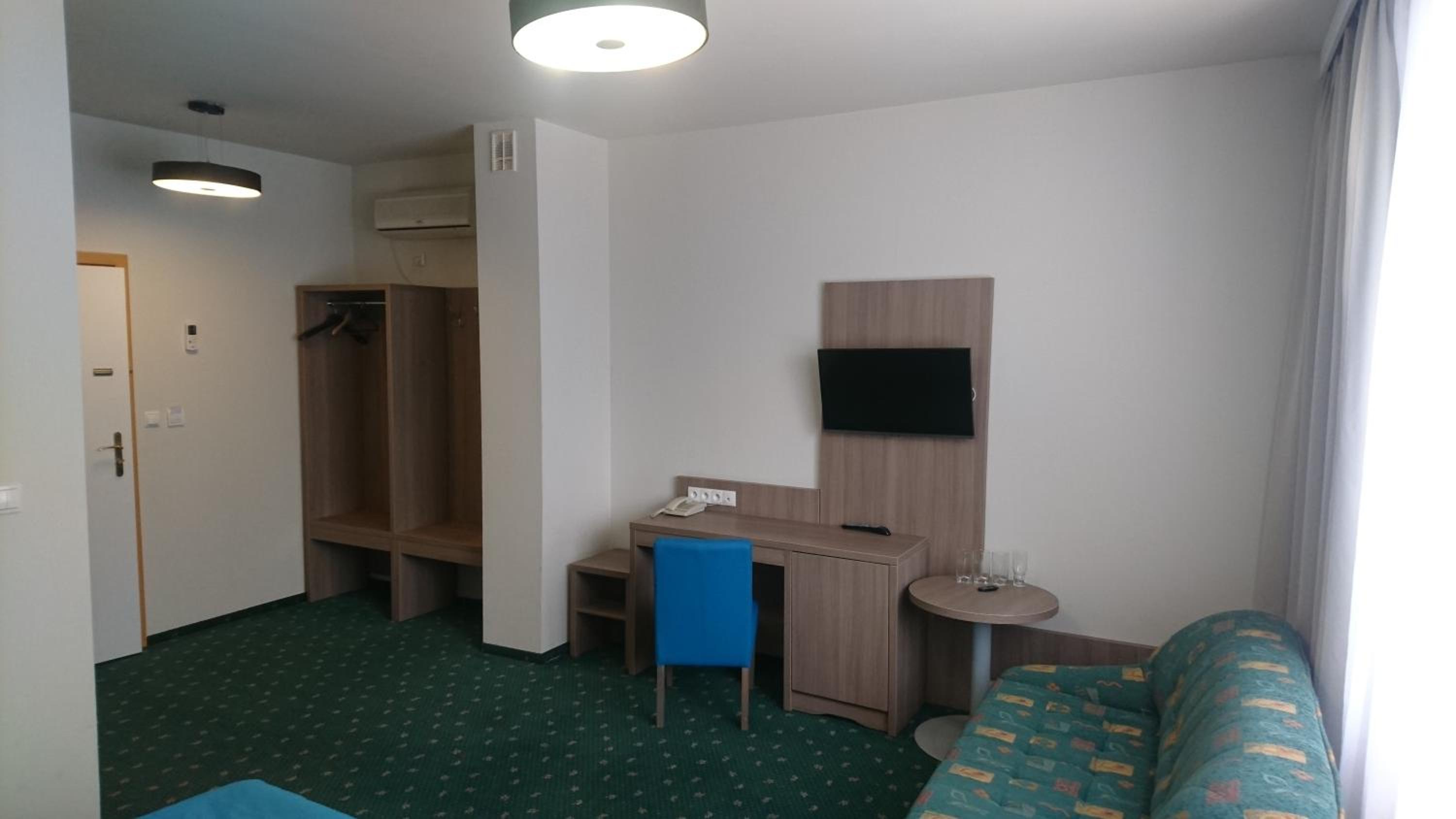 Quadruple Room photo 2