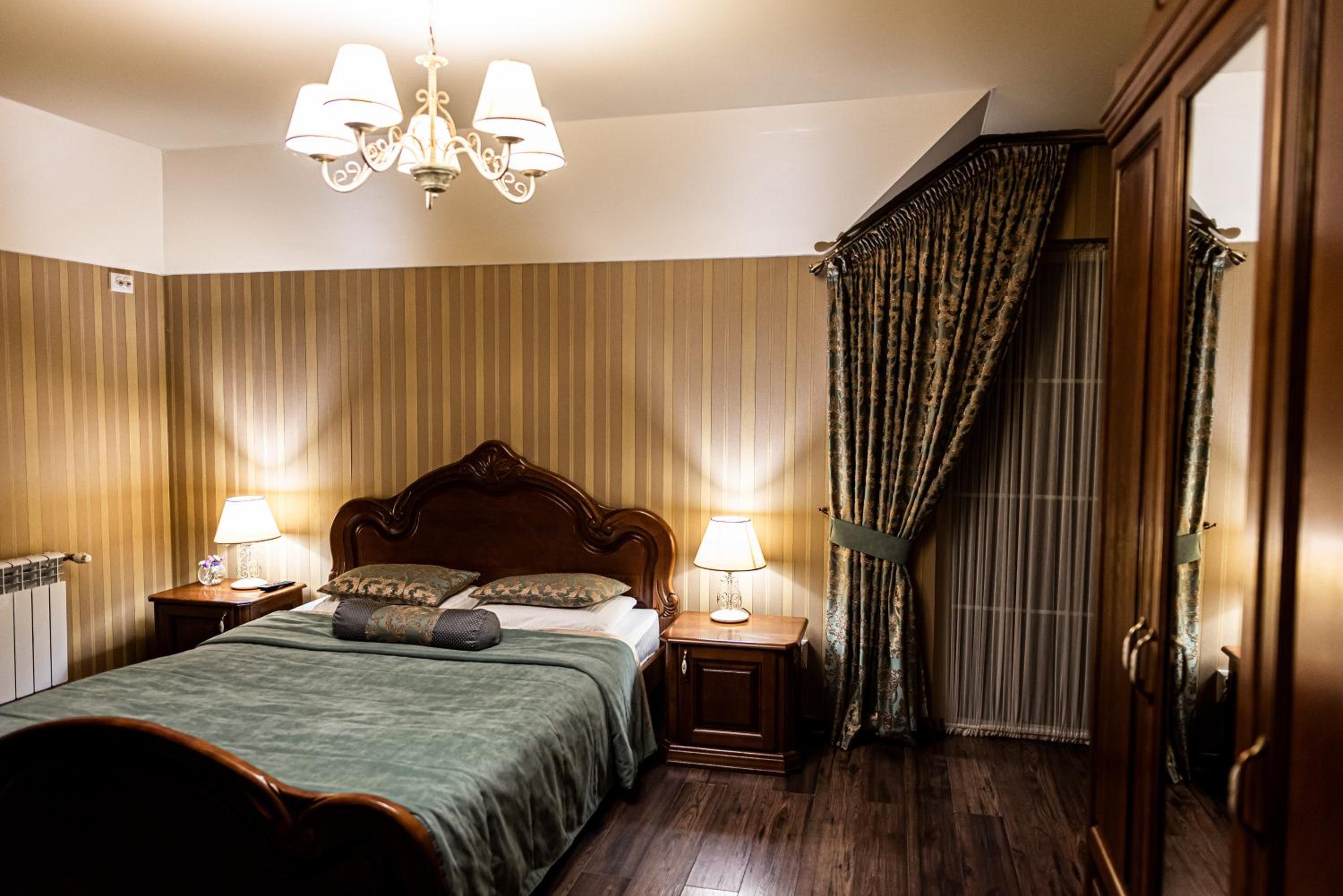 Suite with Balcony photo 1