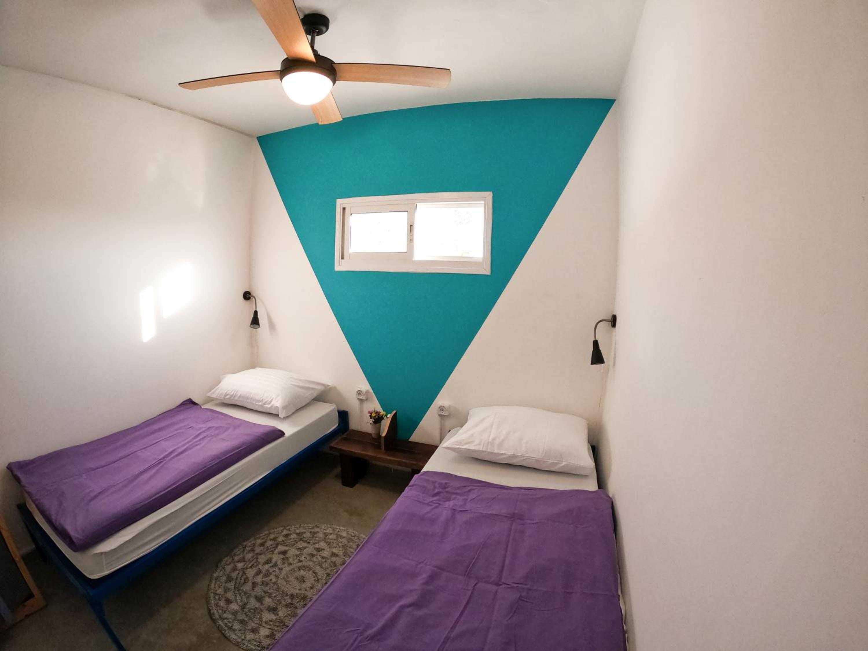 Twin Room with Shared Bathroom photo 2