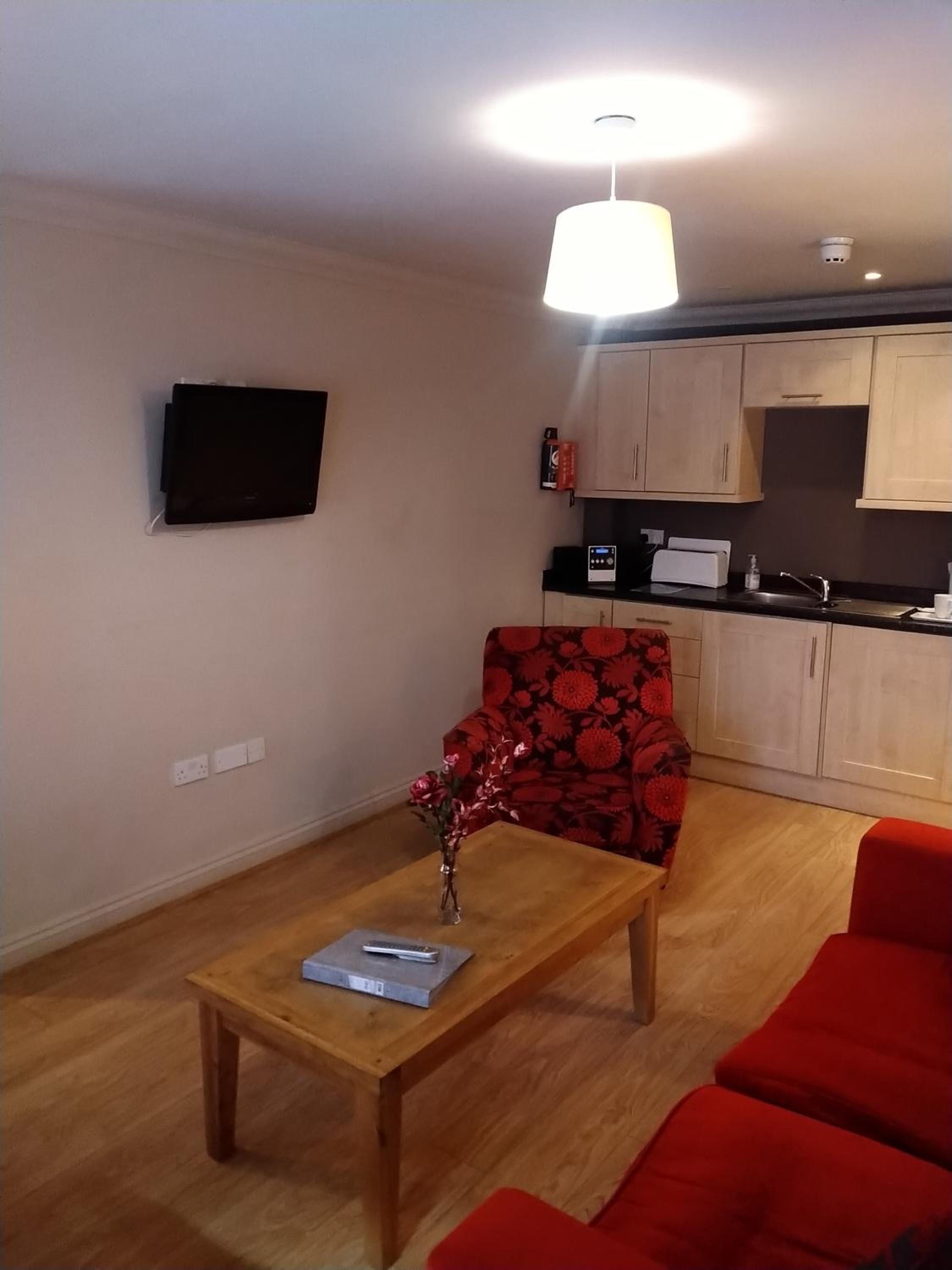 Two-Bedroom Apartment (Maximum 4)